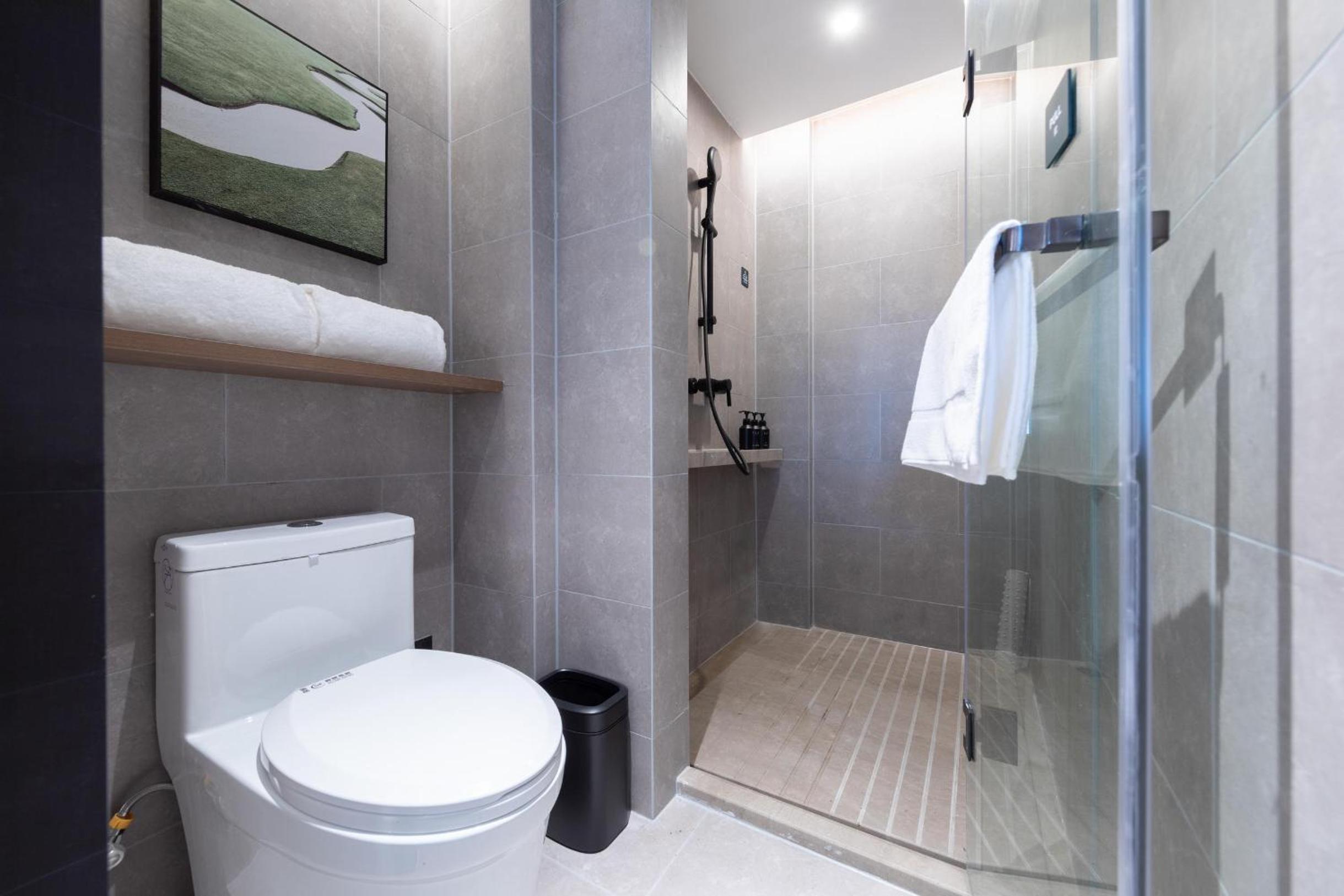 Executive Twin Room with Lake View