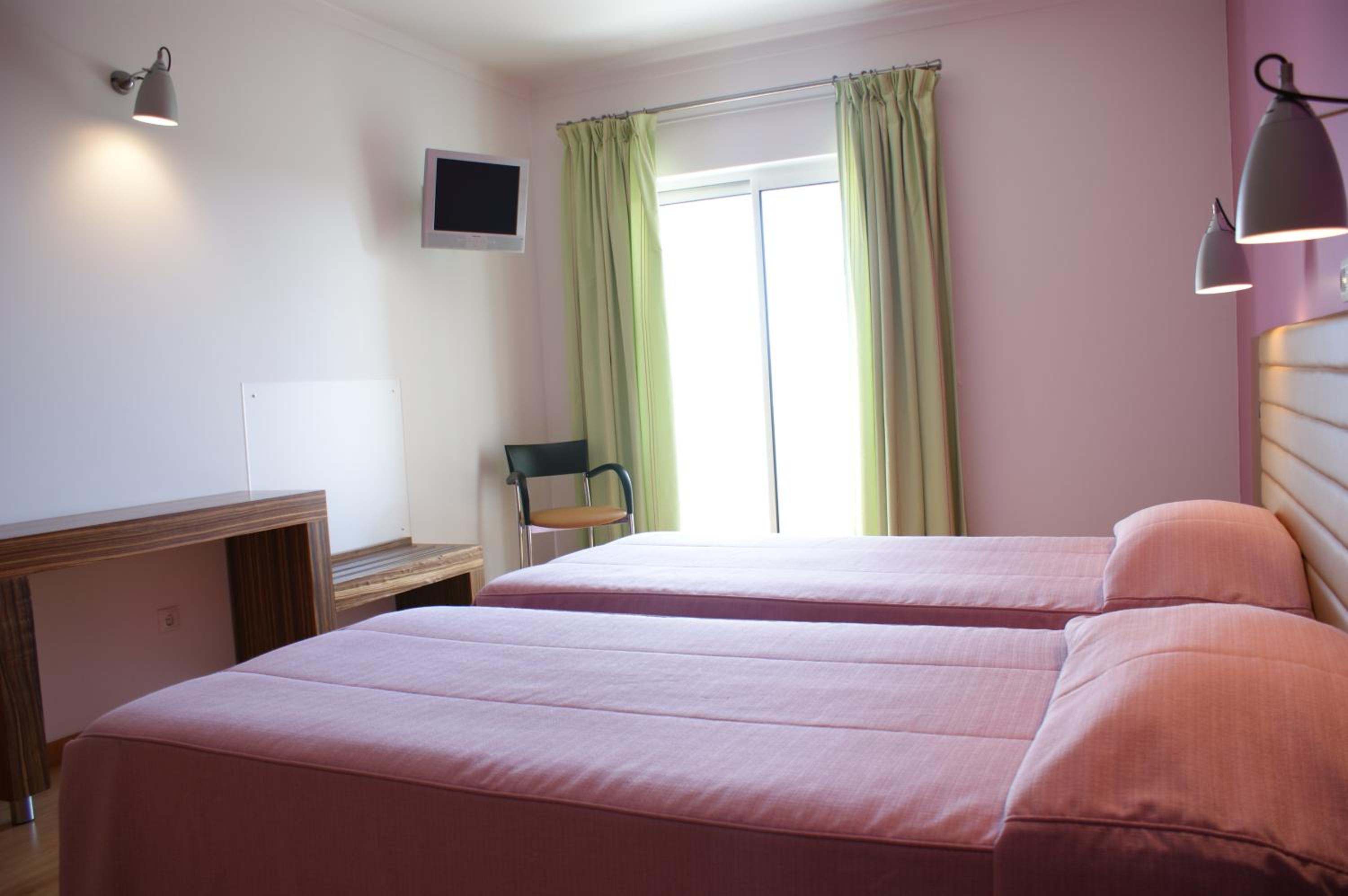 Deluxe Twin Room photo 1