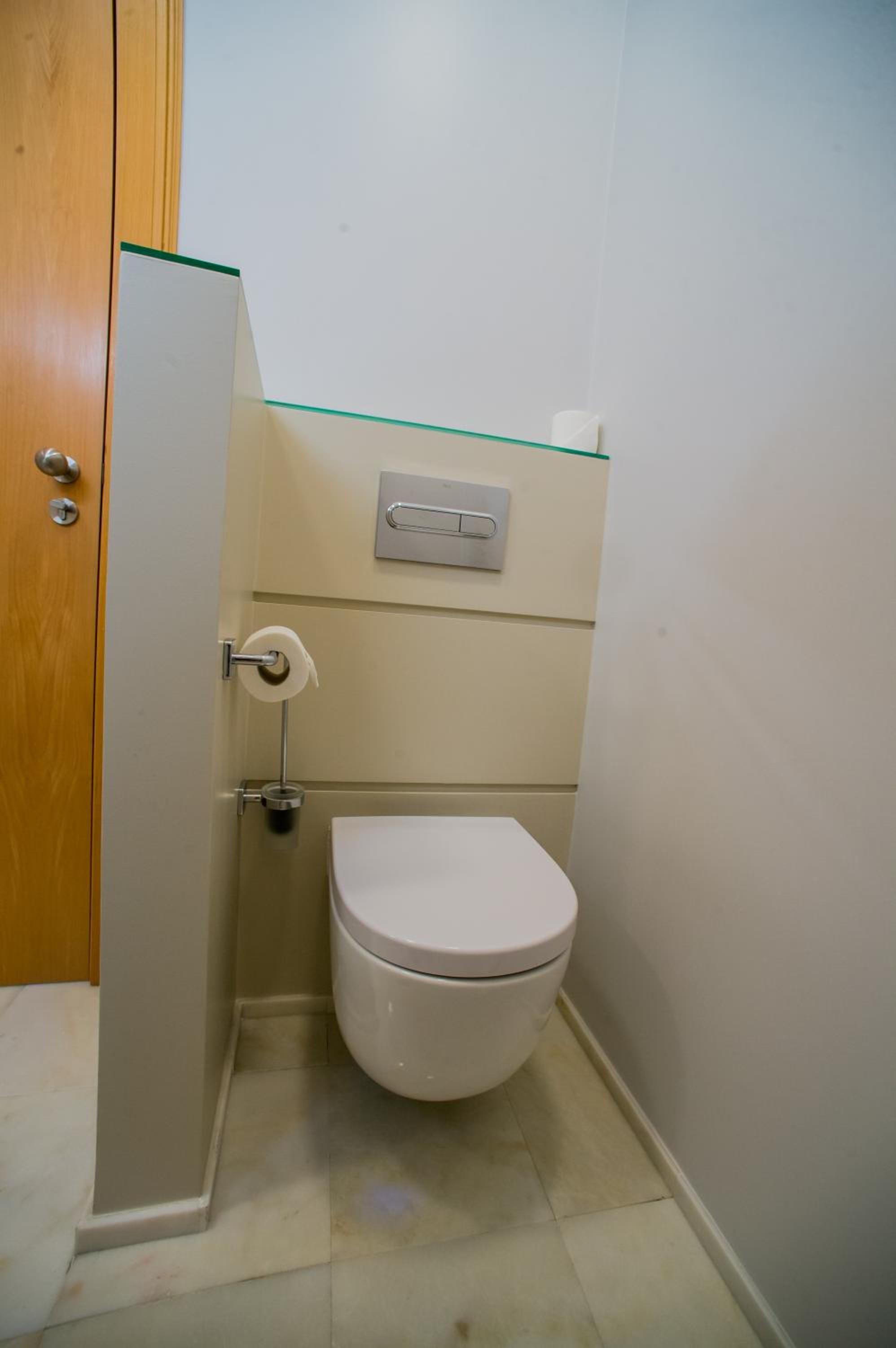 Studio Apartment - Photo 4