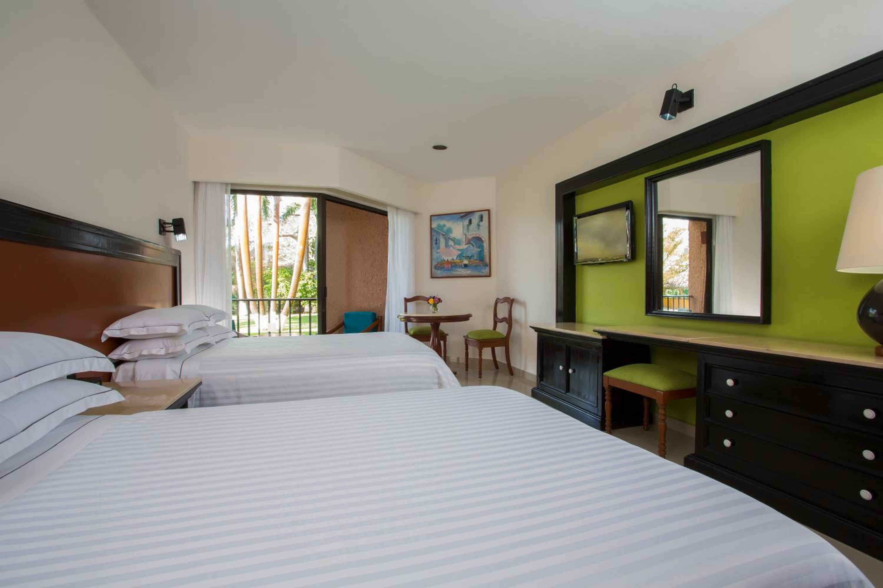 Deluxe Double Room photo 3