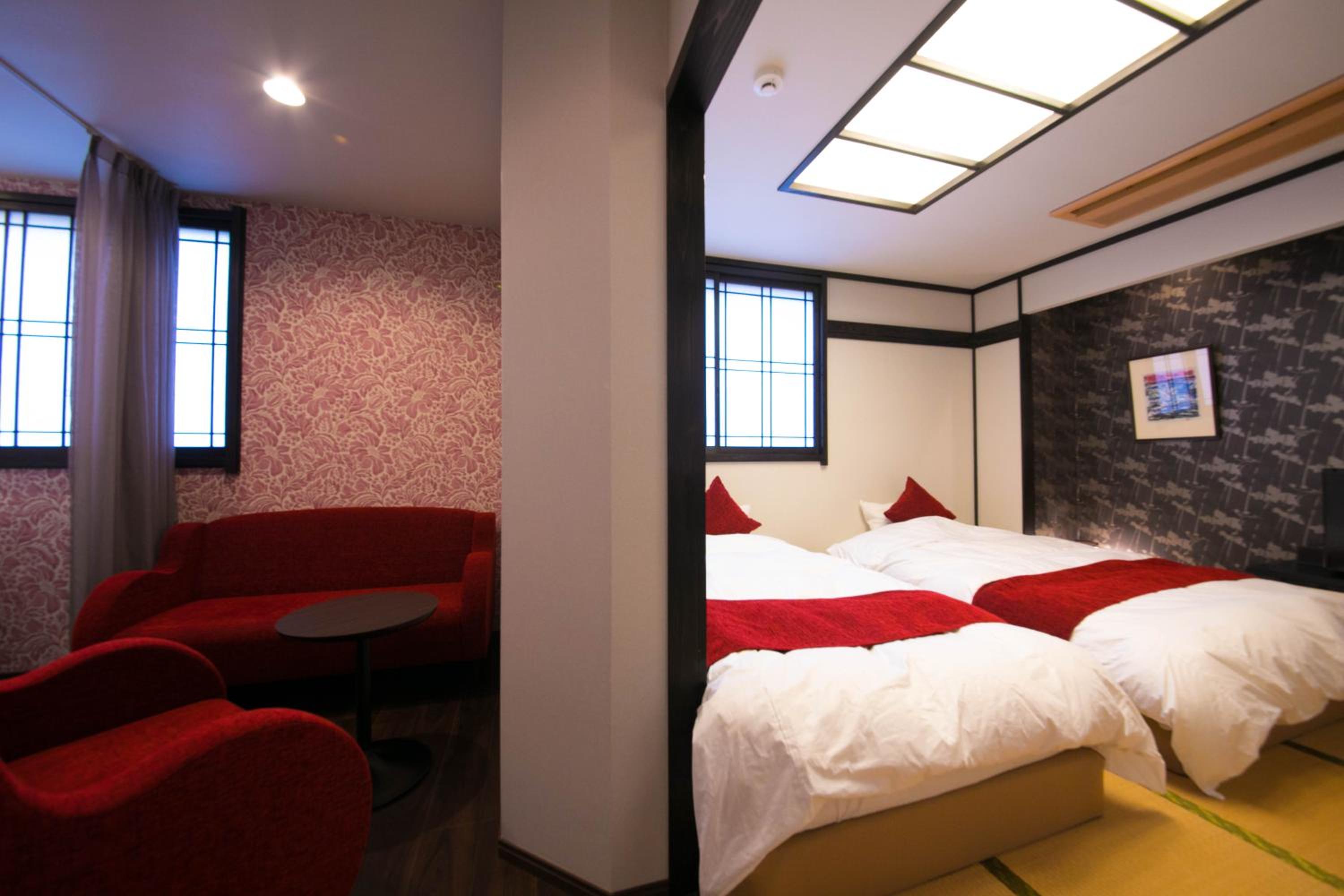 Twin Room with Tatami Area with Shared Bathroom photo 3