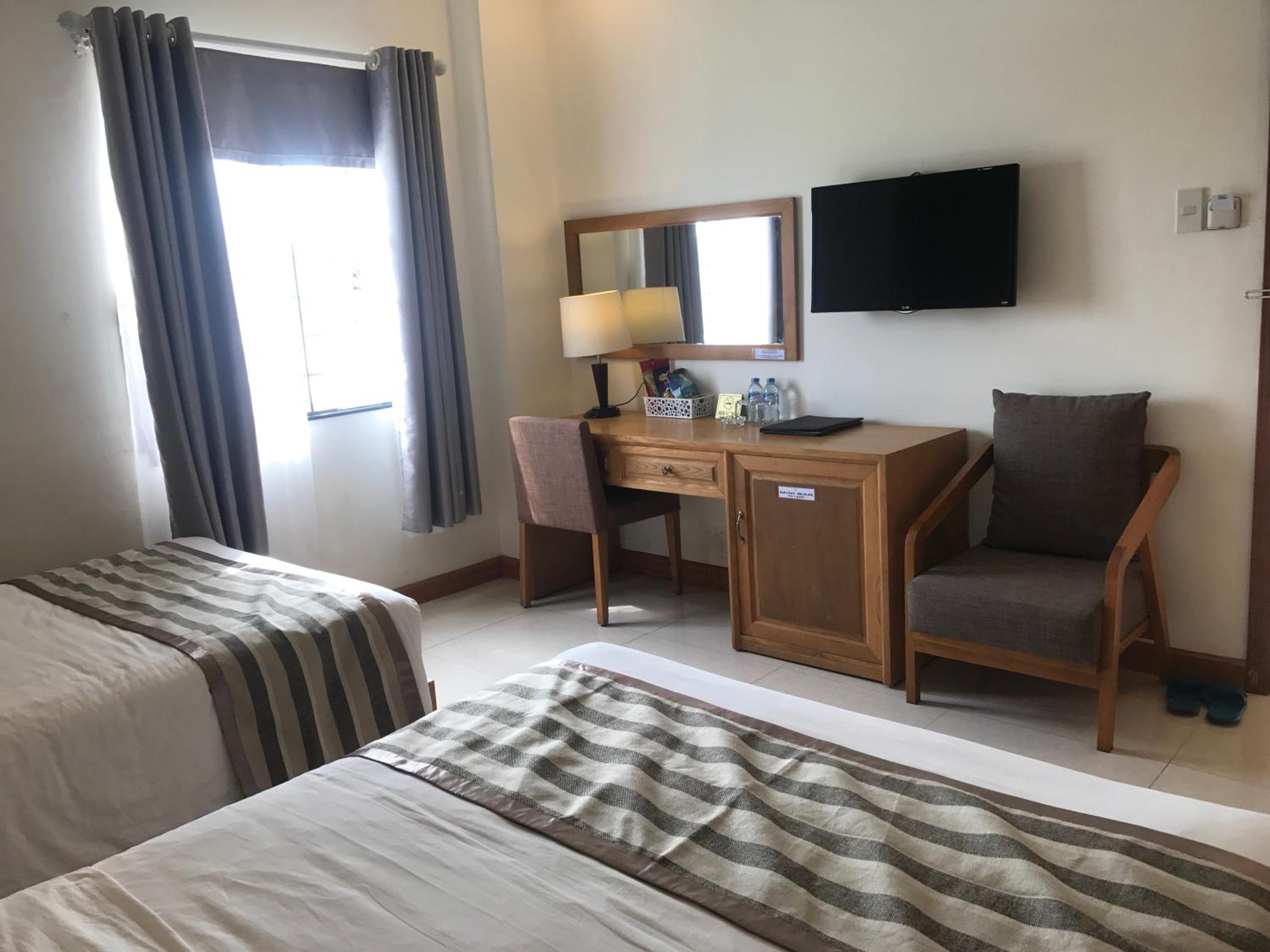 Superior Triple Room photo 2