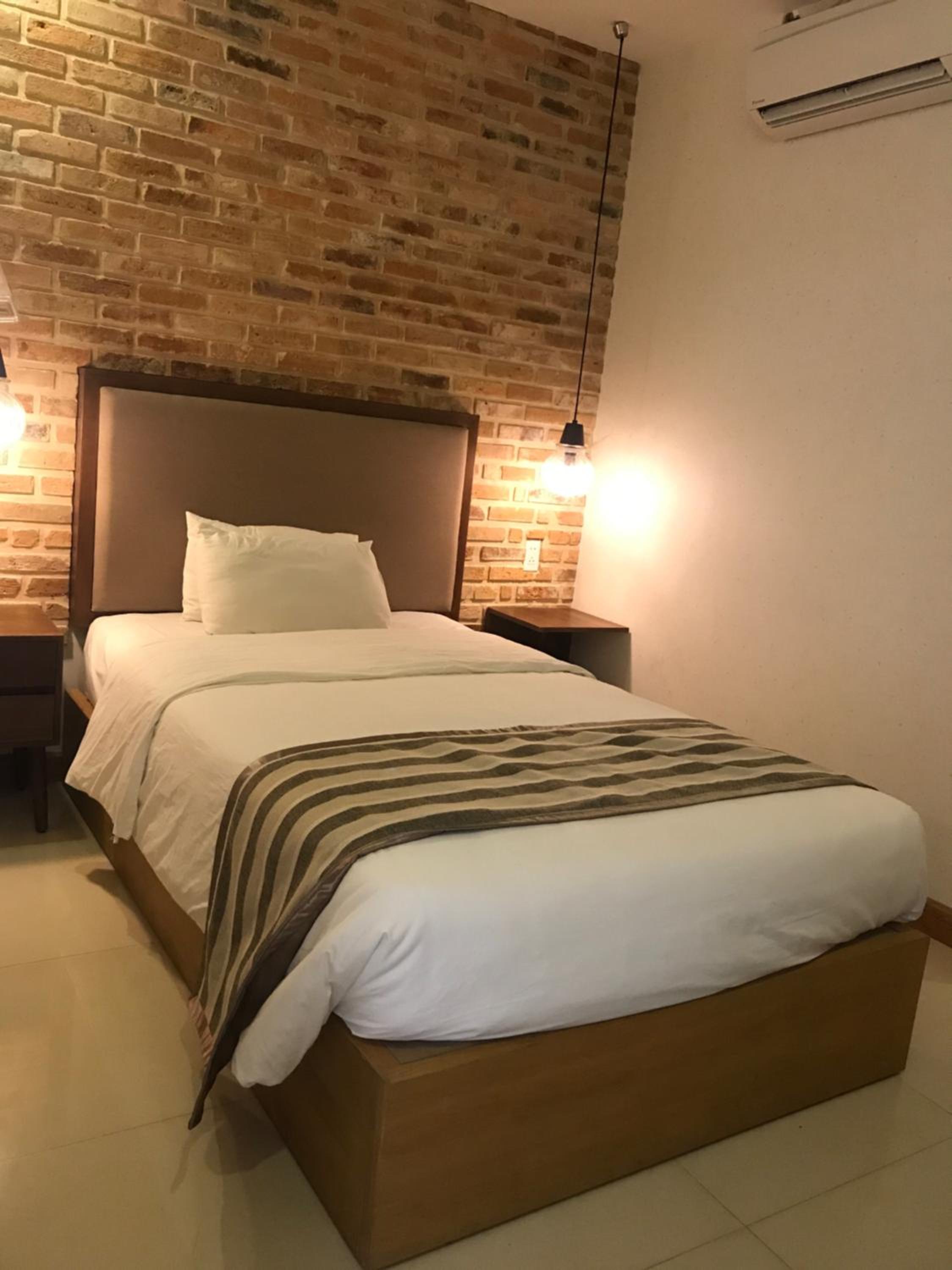 Standard Double Room - Photo 2