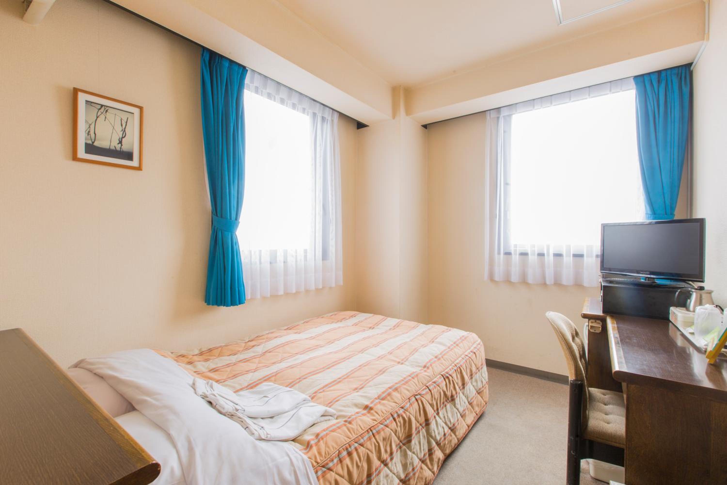 Double Room with Small Double Bed - Photo 1