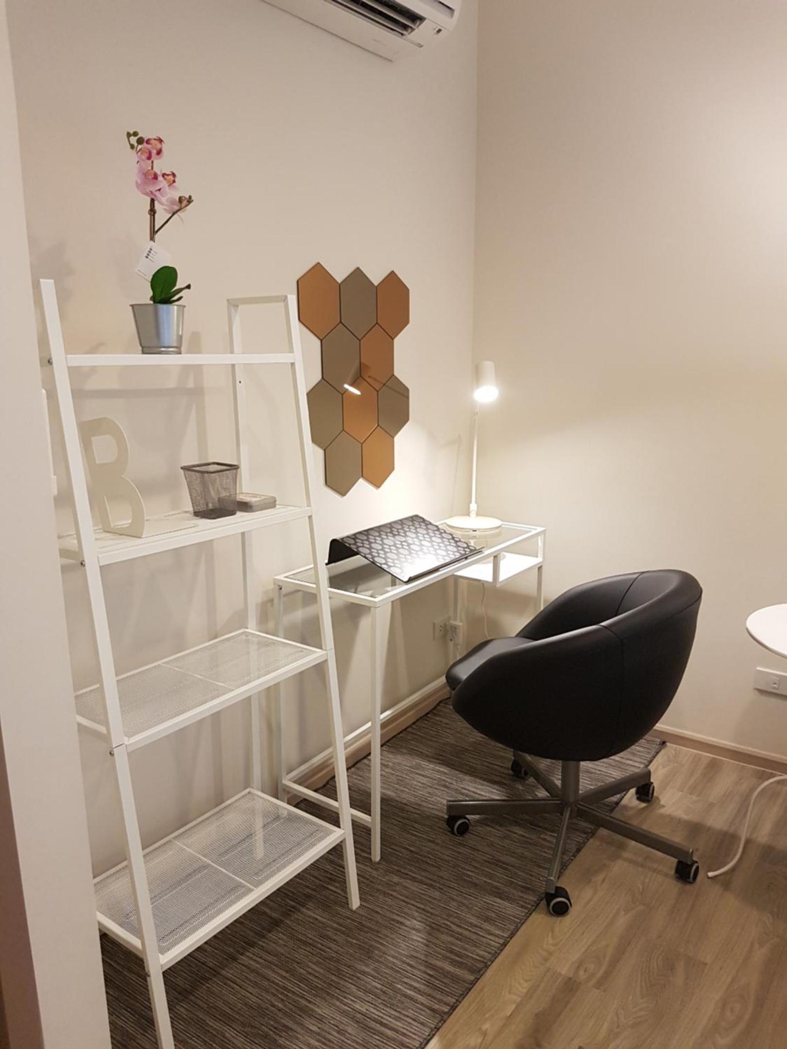 Two-Bedroom Apartment - Photo 12