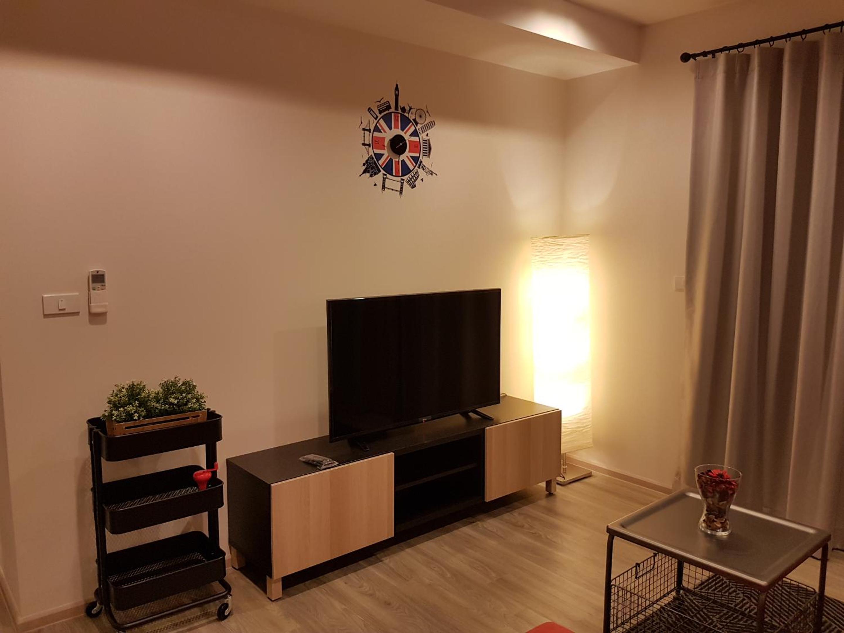 Two-Bedroom Apartment - Photo 5