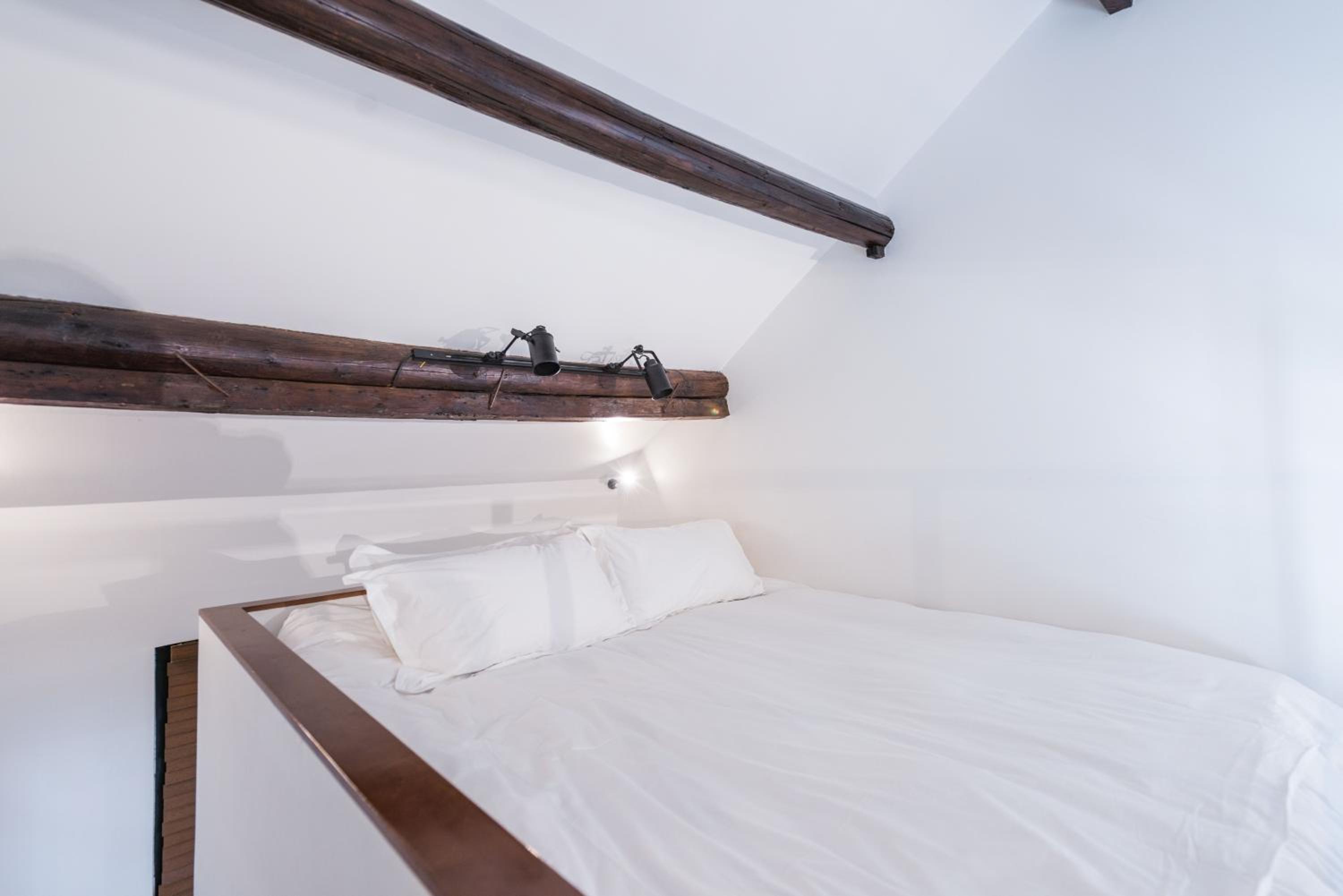 The Orchid Lodge Loft