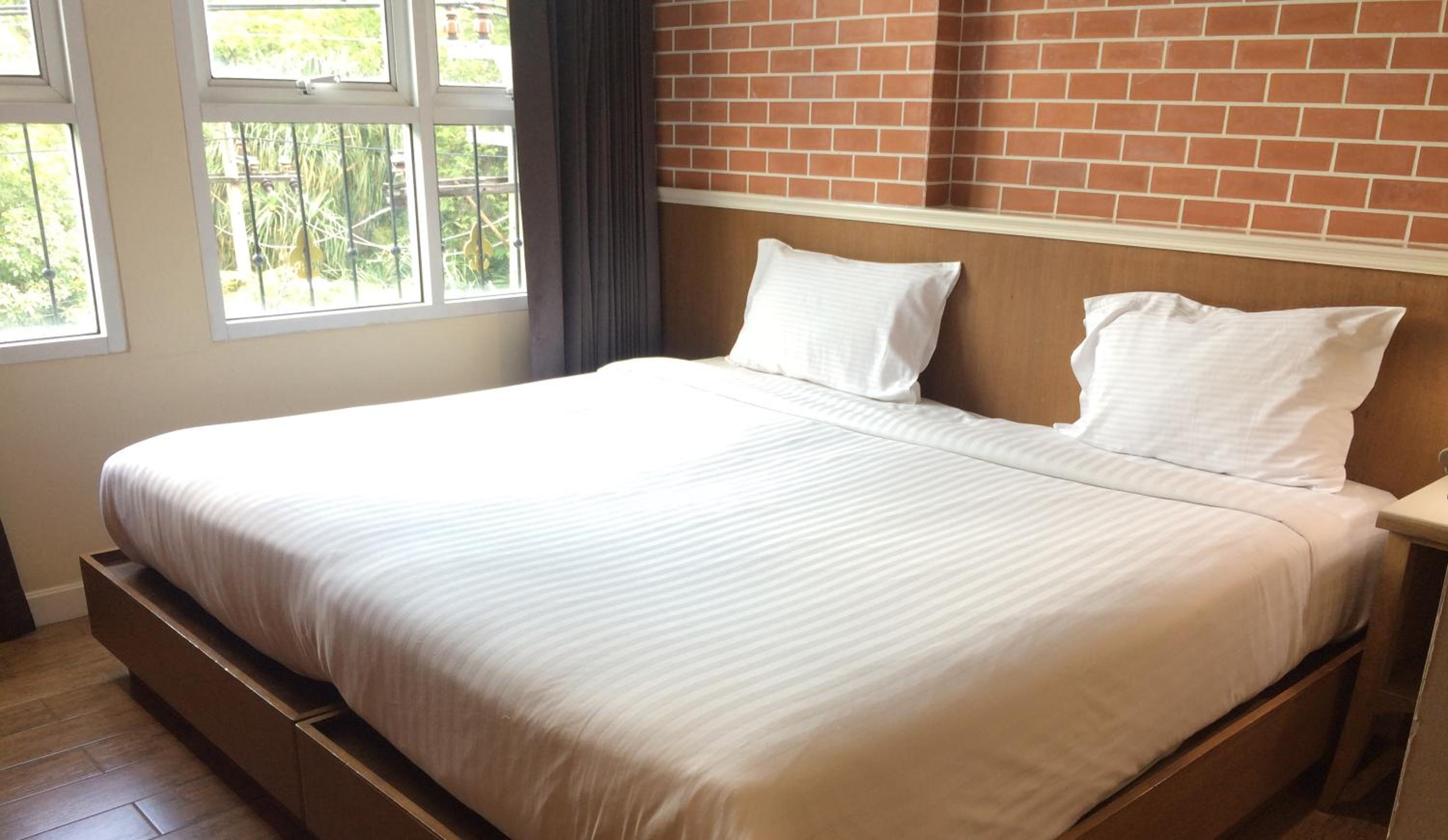 Deluxe Double Room photo 2