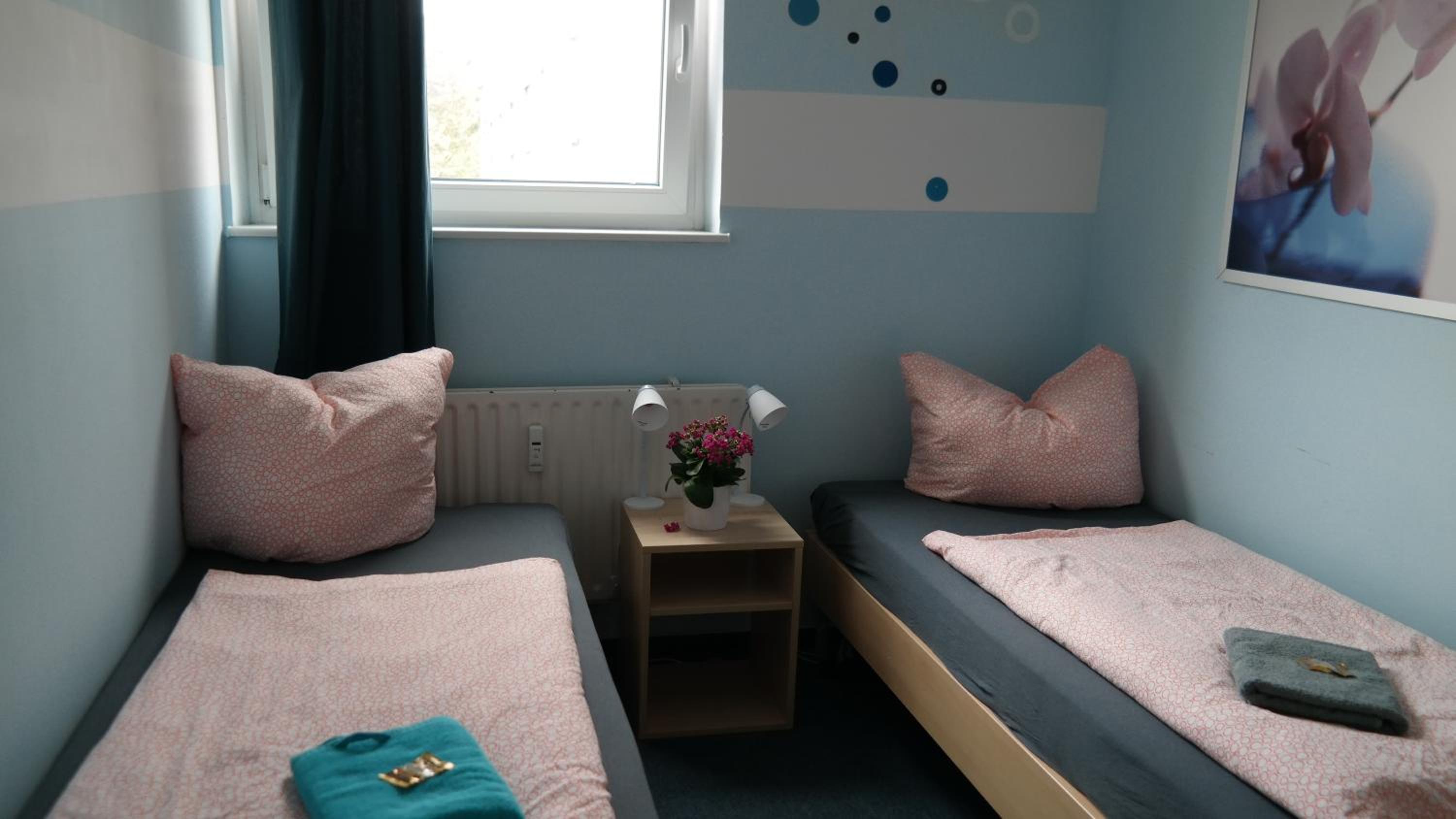 Twin Room with Private Bathroom photo 1