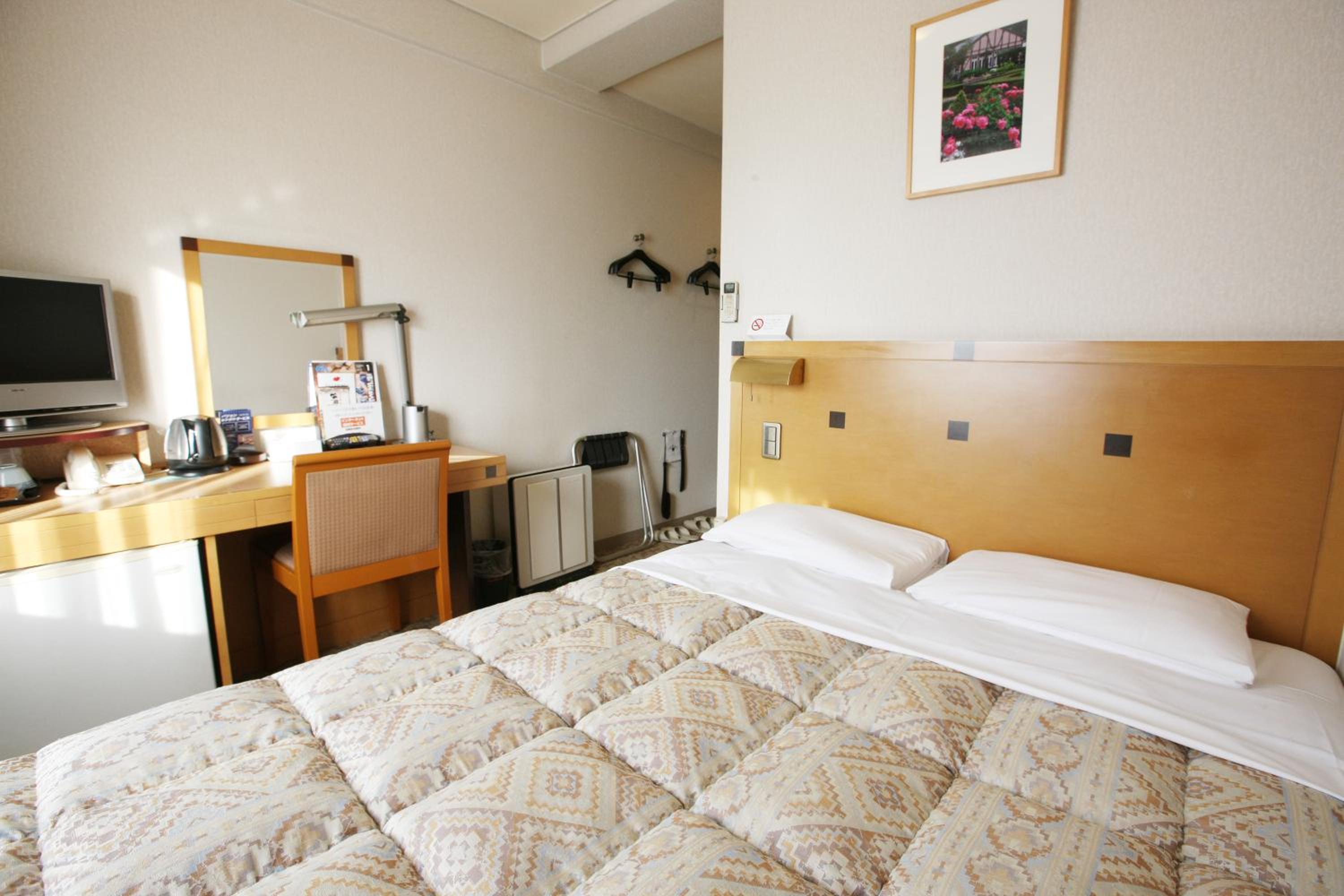 Double Room - Smoking - Photo 1