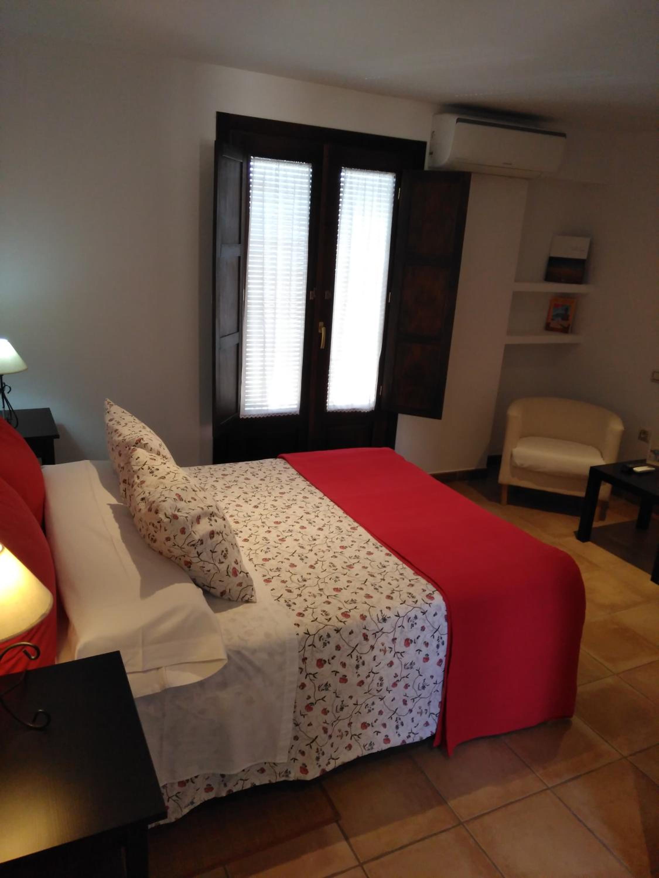 Double or Twin Room - Photo 1