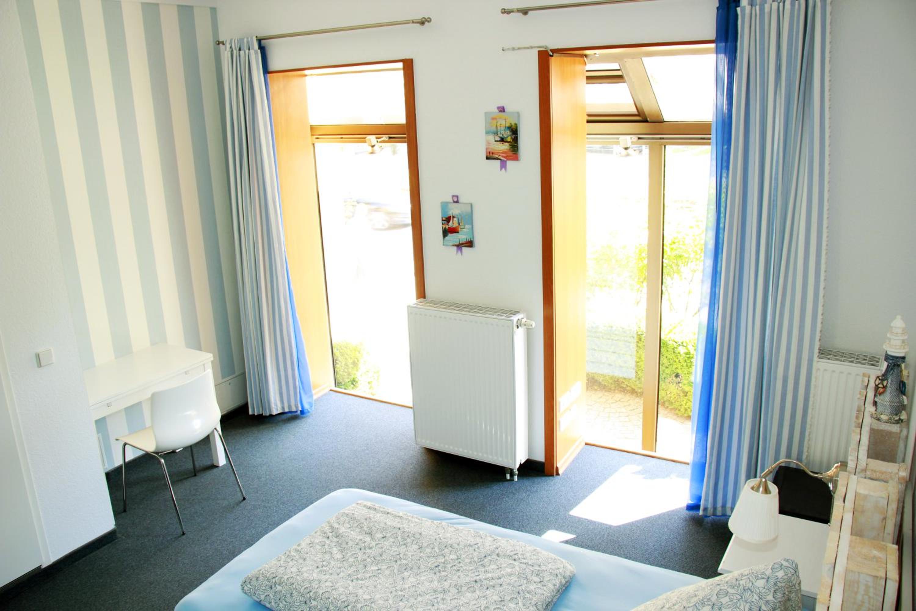 Double or Twin Room photo 2
