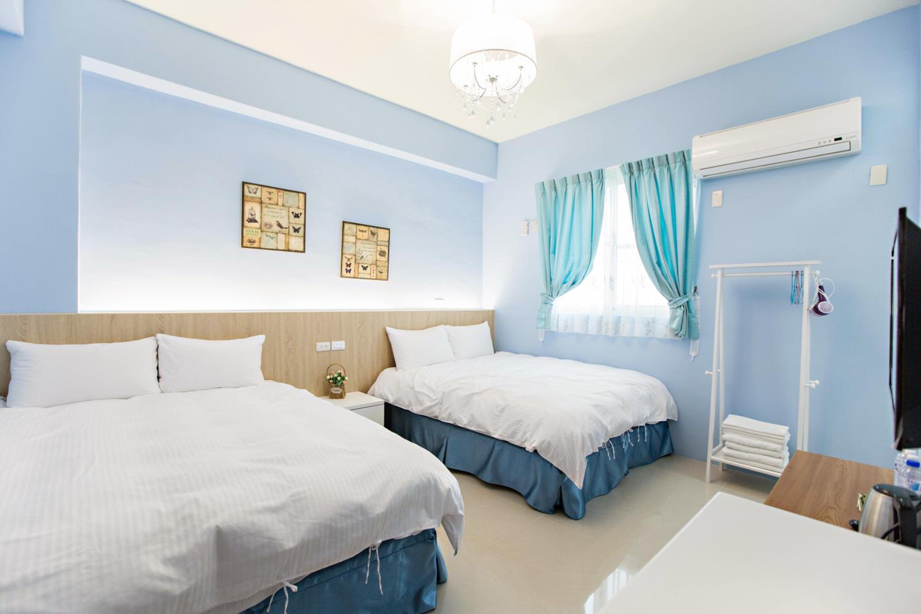 Quadruple Room with Bathroom photo 2