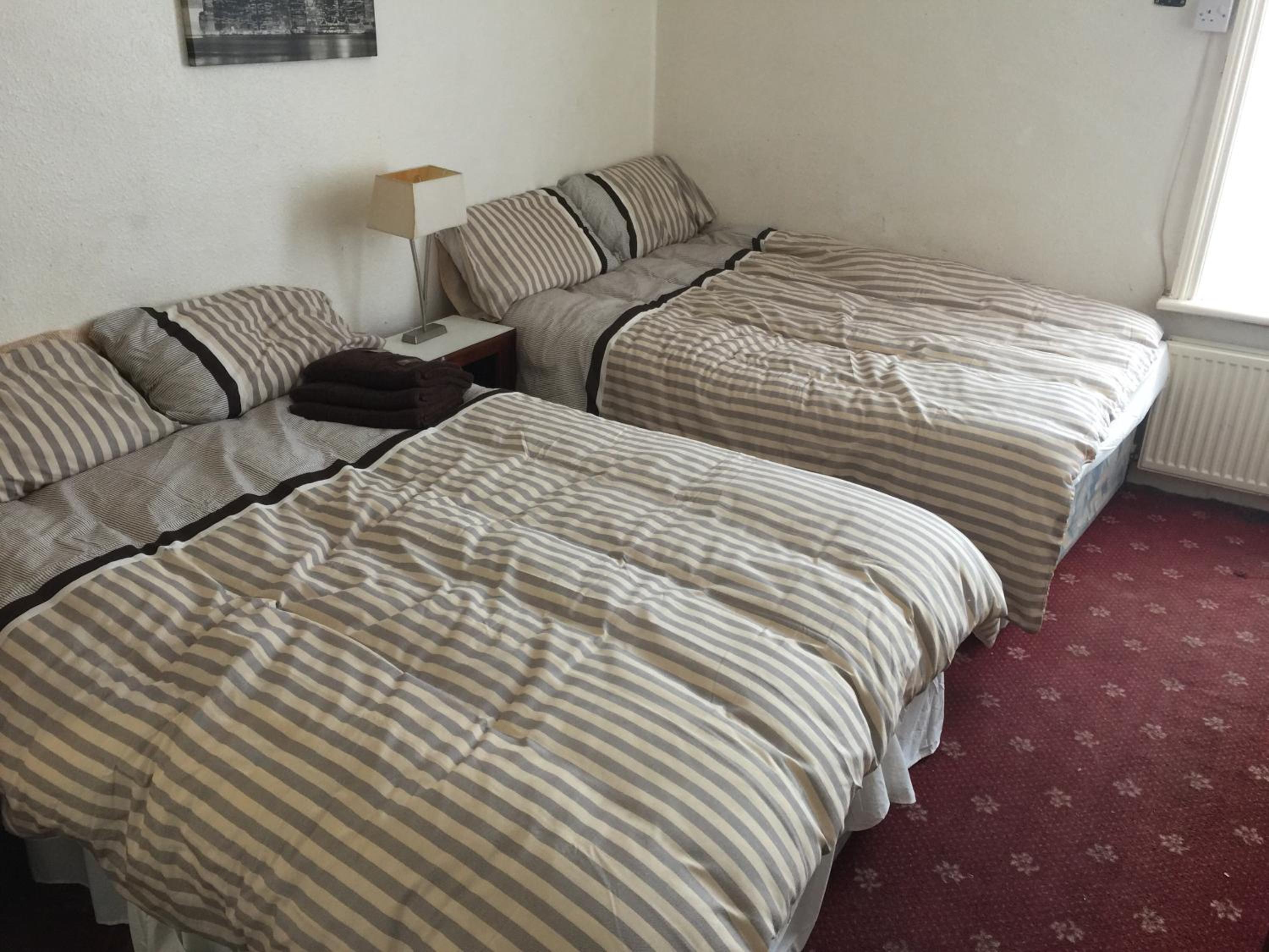 Classic Quadruple Room - Photo 4
