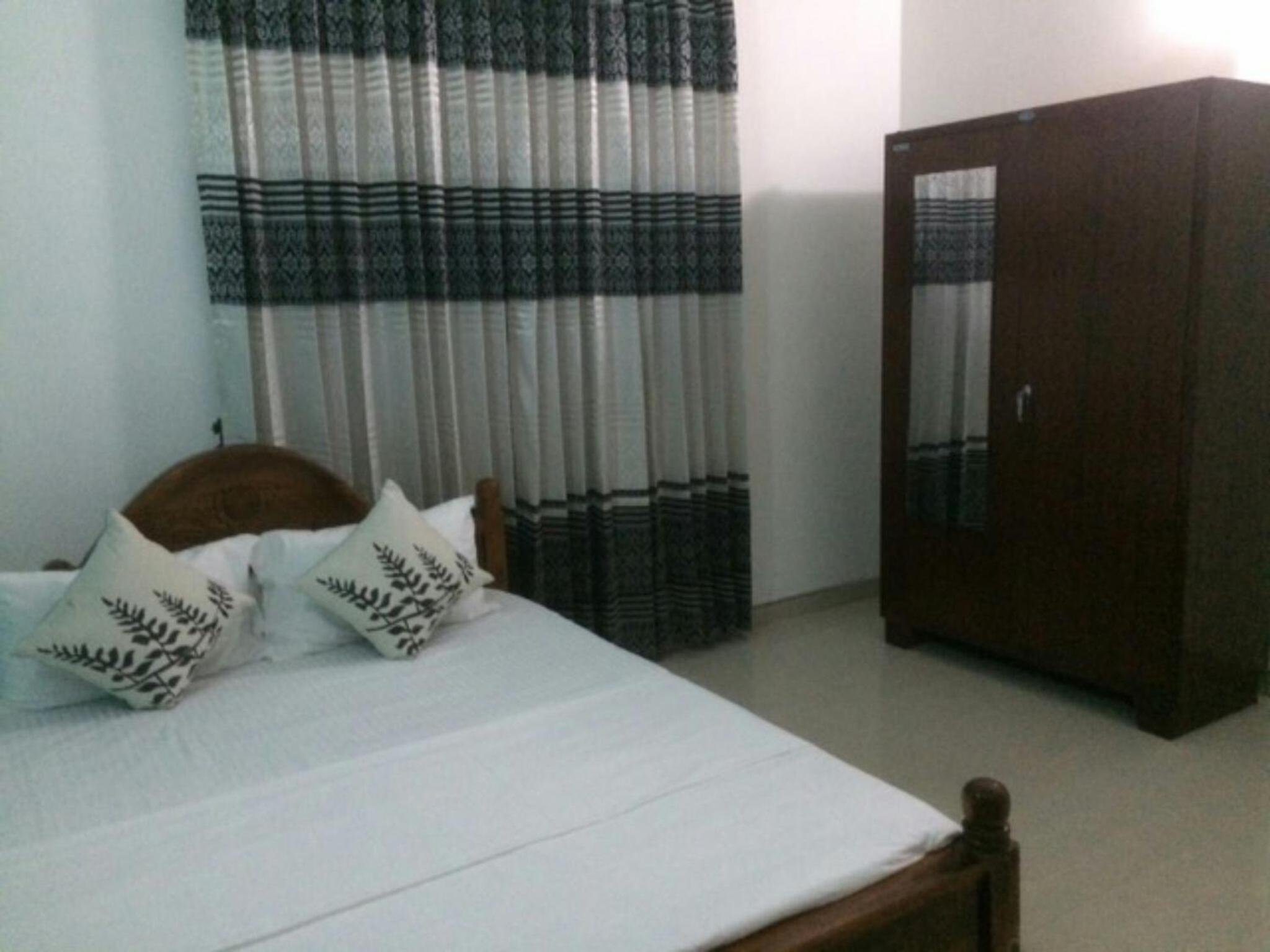 Double or Twin Room photo 3