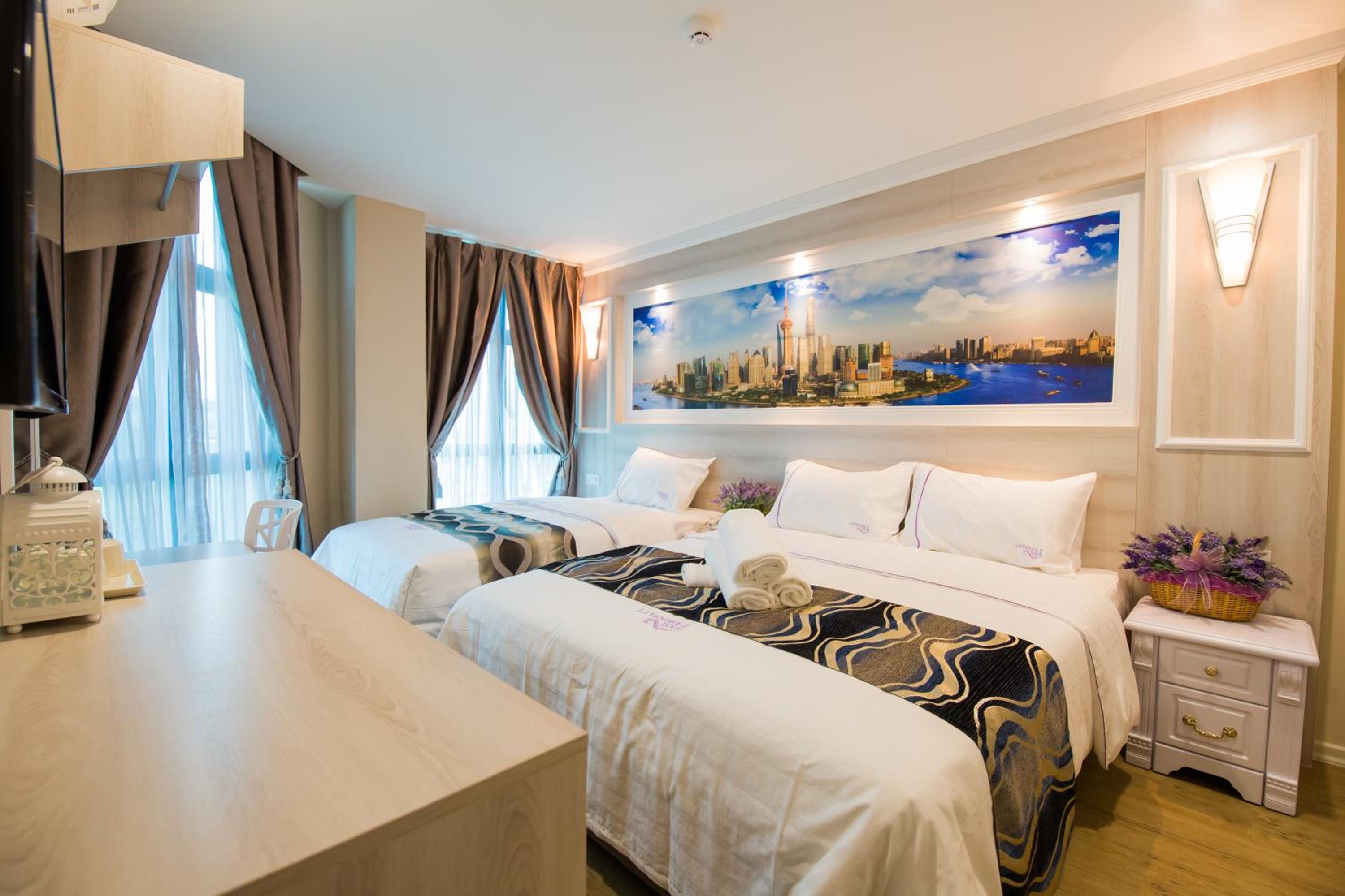 Deluxe Family Room