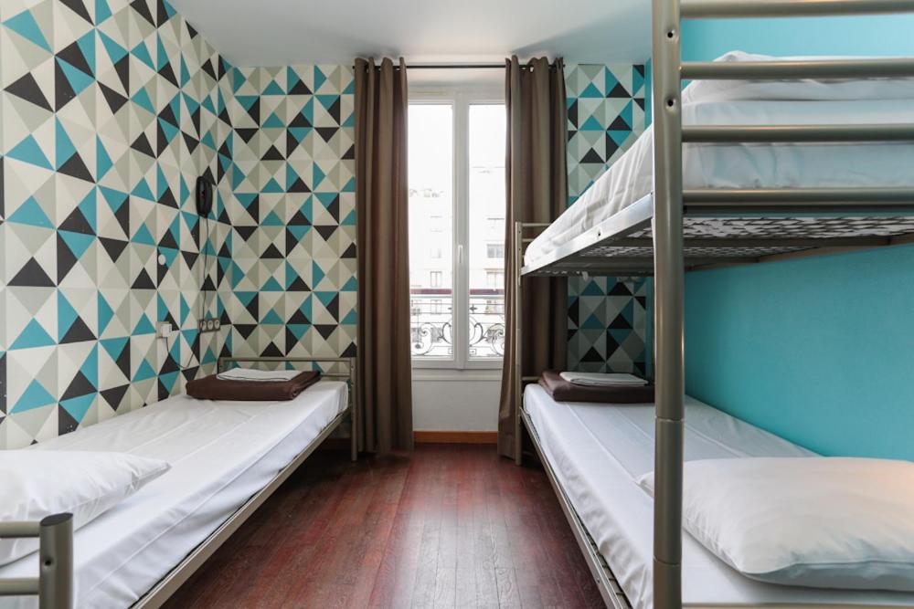 Bed in 4-Bed Mixed Dormitory Room photo 3