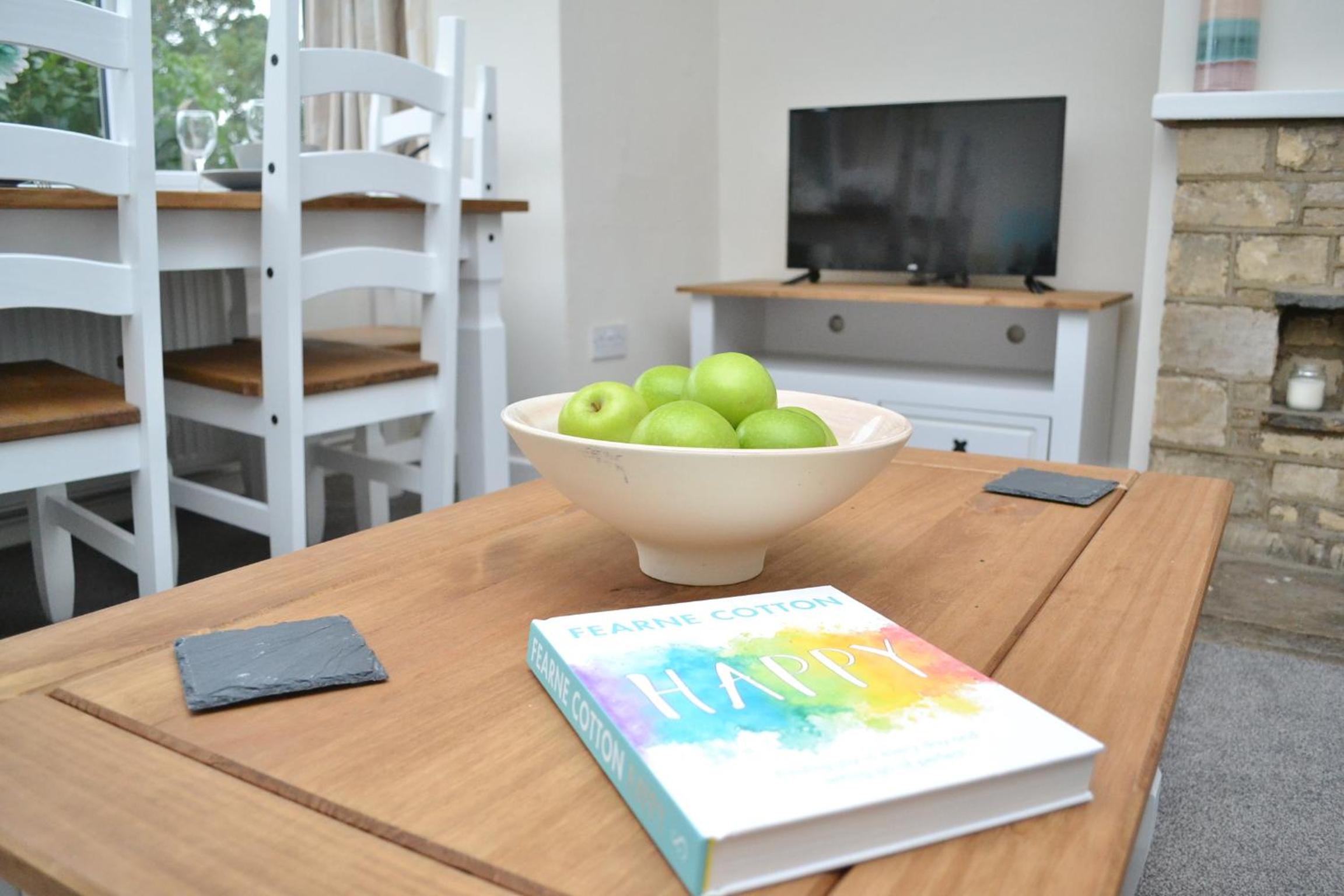 Two-Bedroom House photo 2