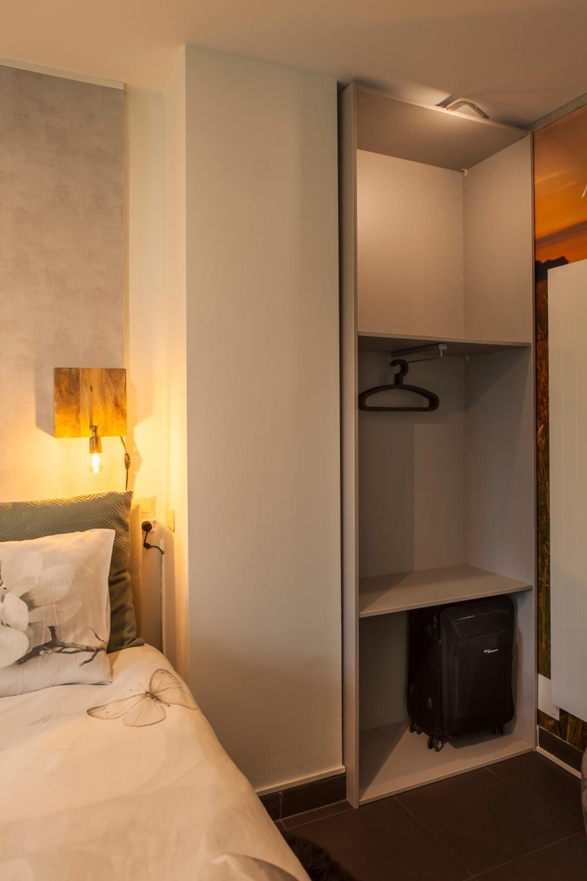 Garden Suite - Photo 15
