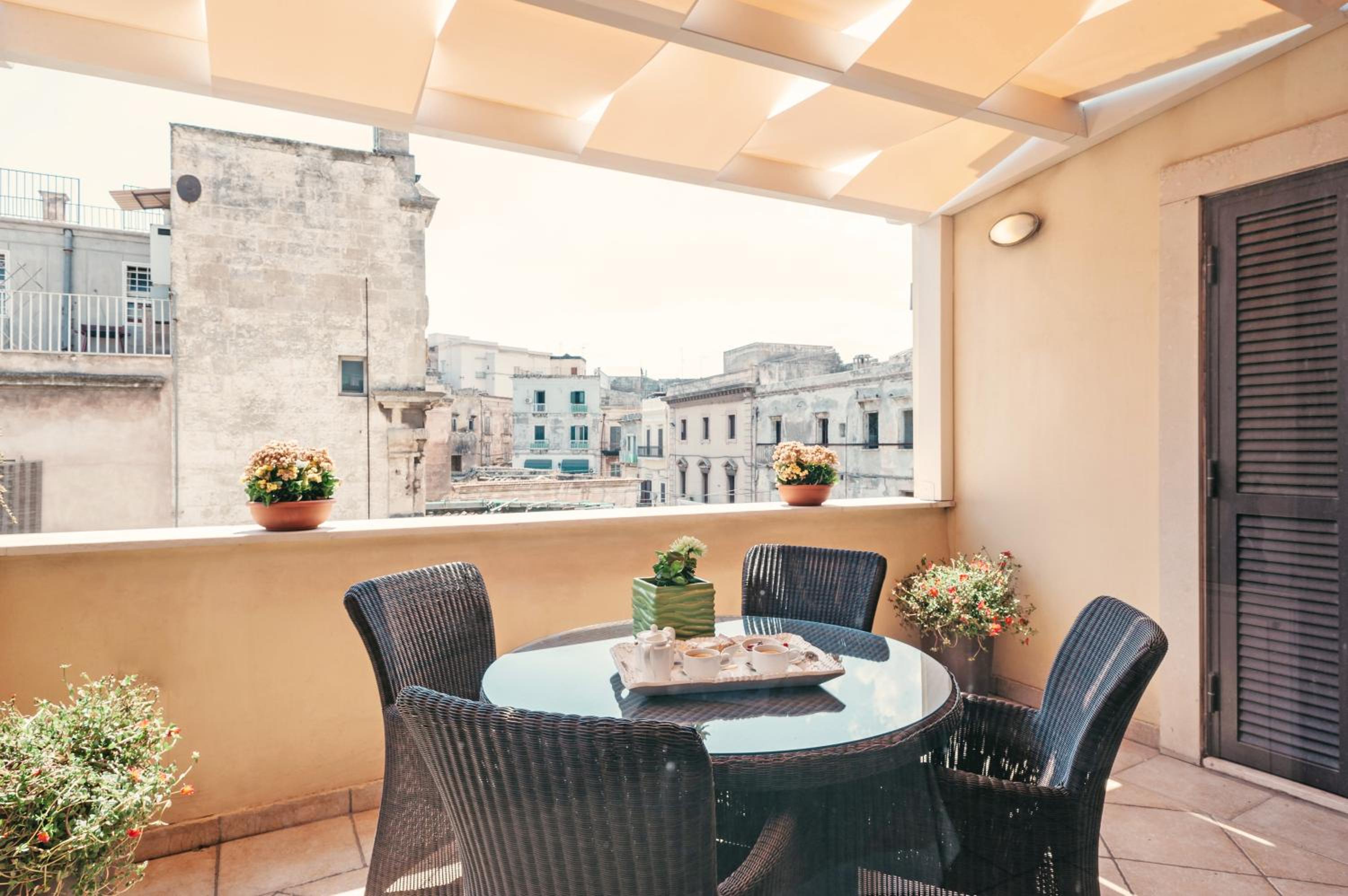 Double Room with Terrace - Photo 5