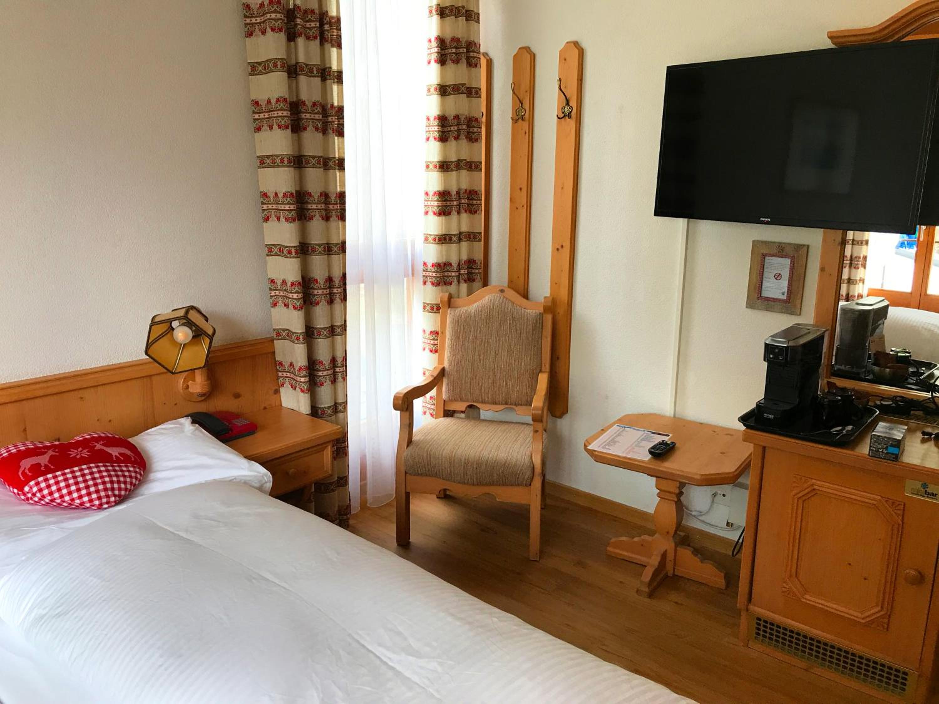 Budget Double Room photo 2