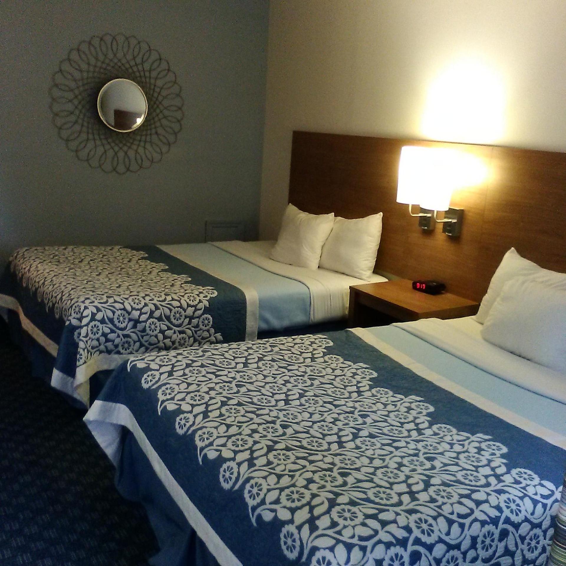Double Room with Two Double Beds - Non-Smoking - Photo 1