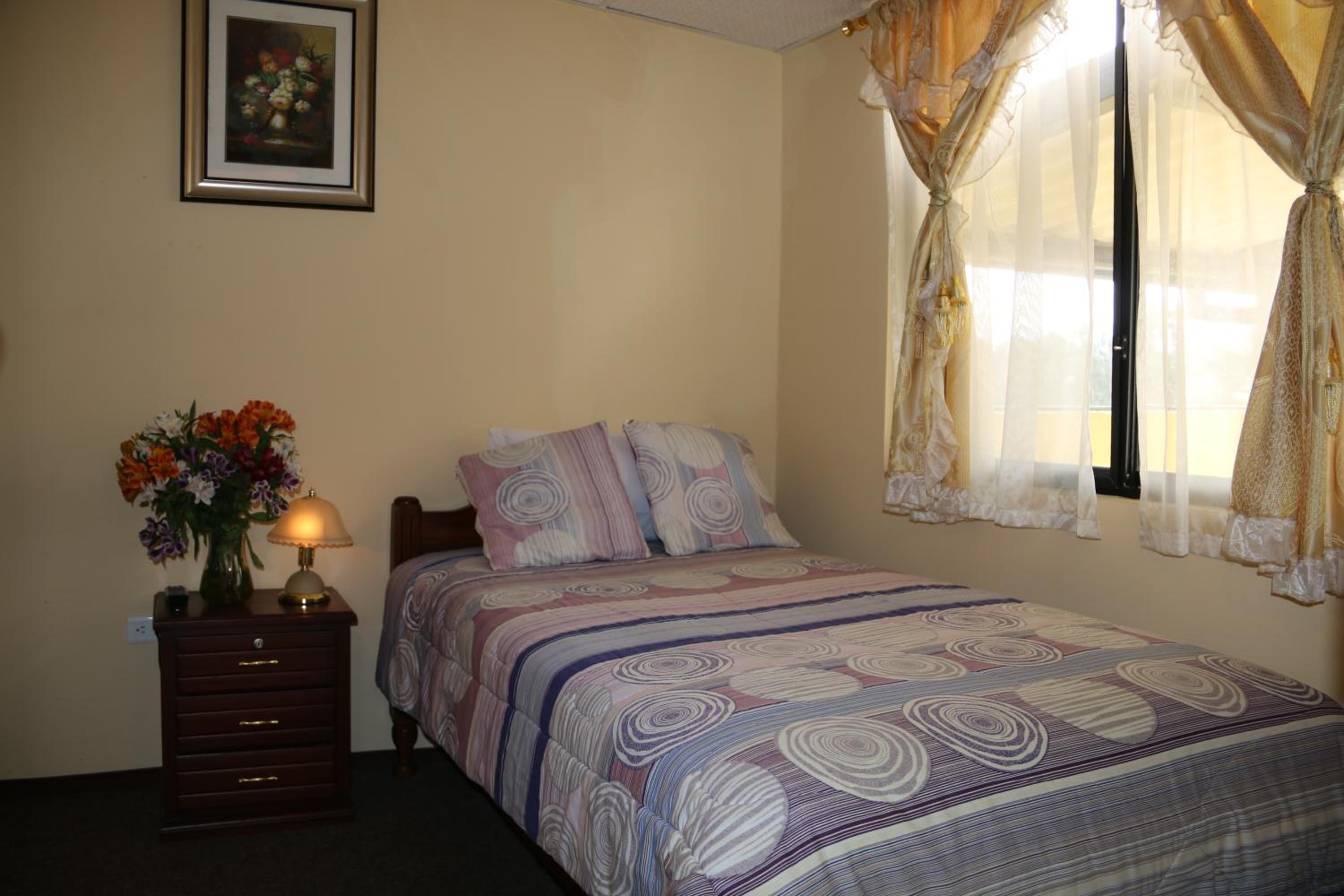 Standard Single Room with Shower photo 1