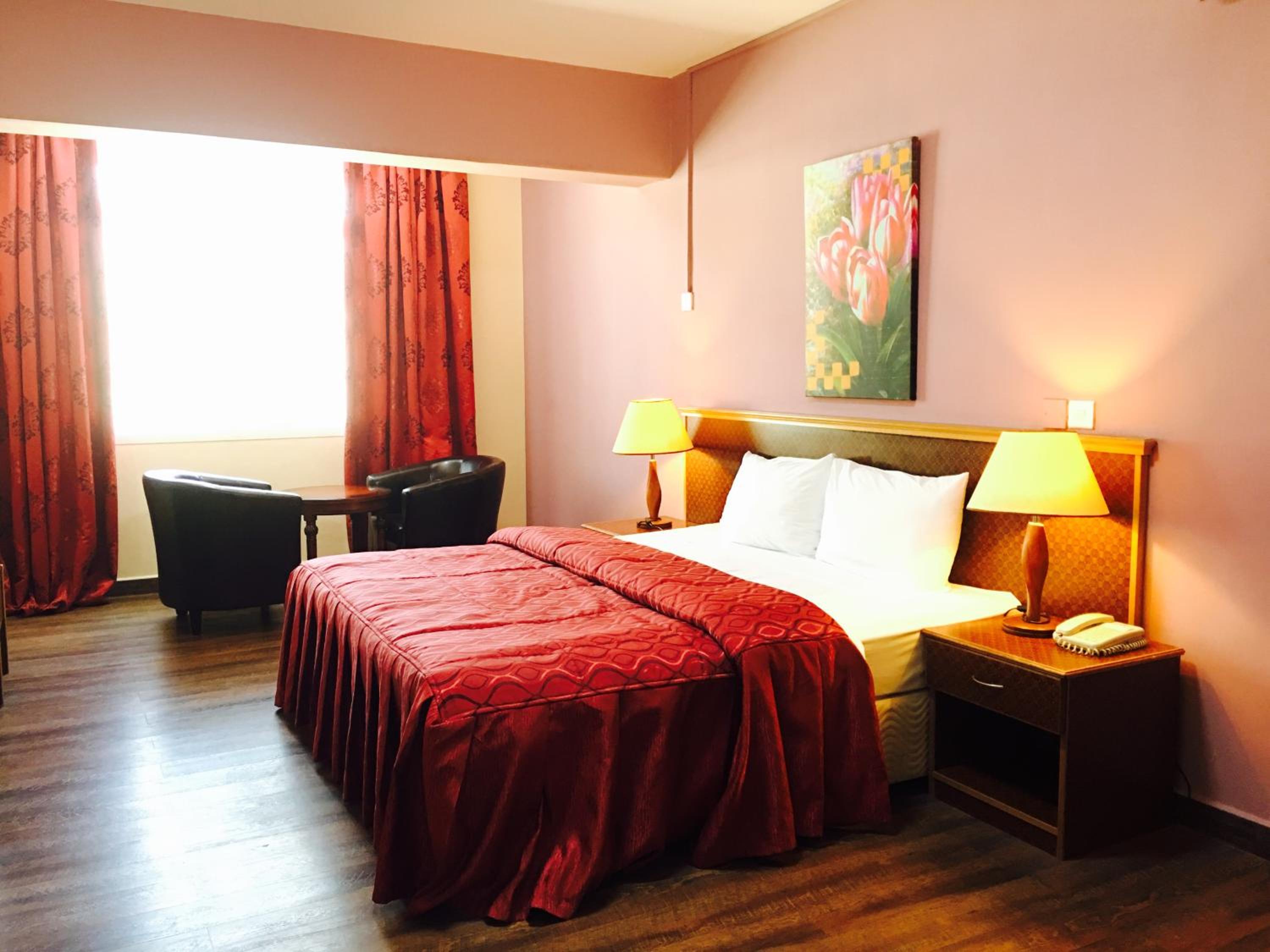 Deluxe Double Room - Photo 21
