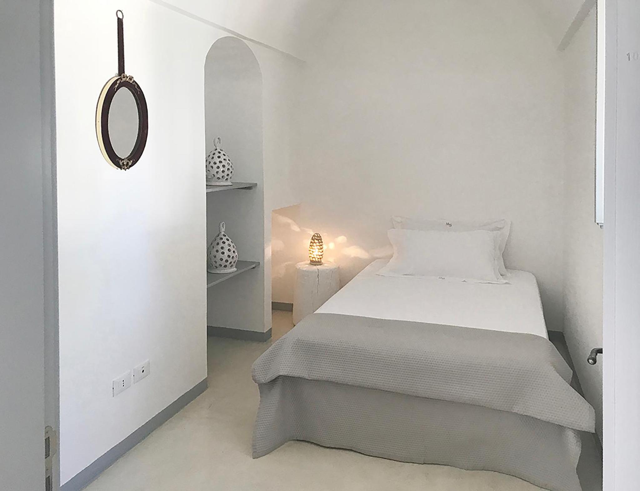 Small Double Room photo 1