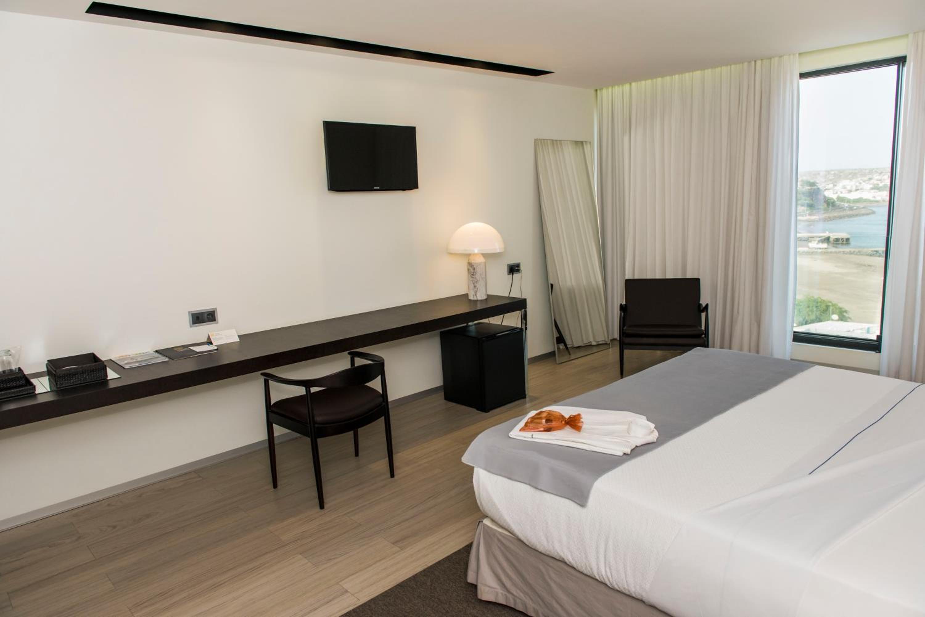 Premium Double Room with Sea View photo 2