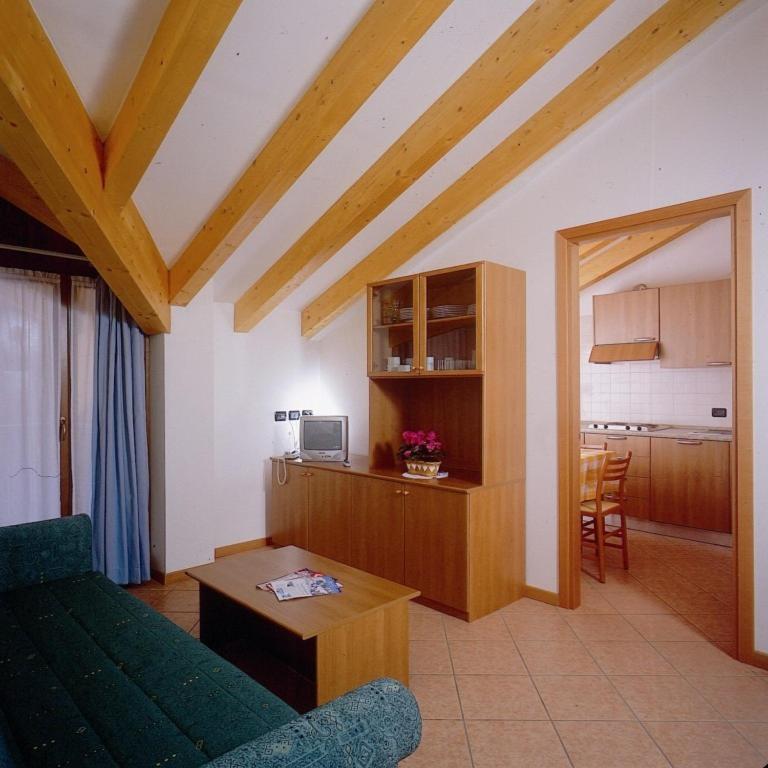 Two-Bedroom Apartment (8 Adults) photo 1