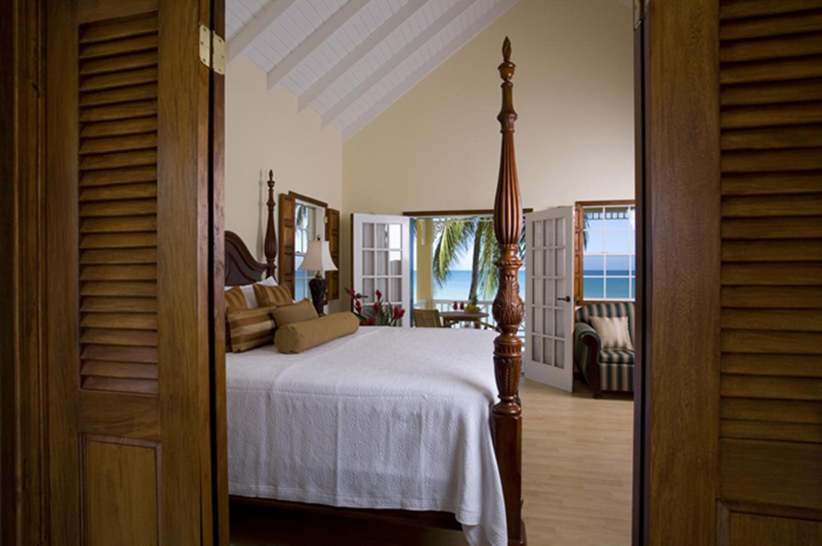 Deluxe King Suite
