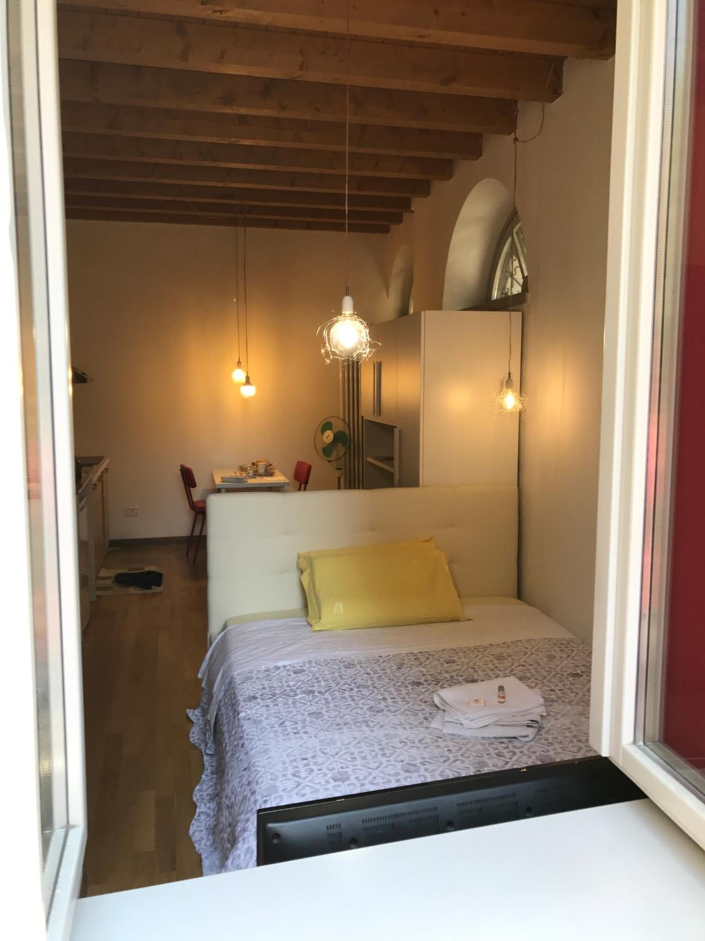 Deluxe Studio - Photo 23
