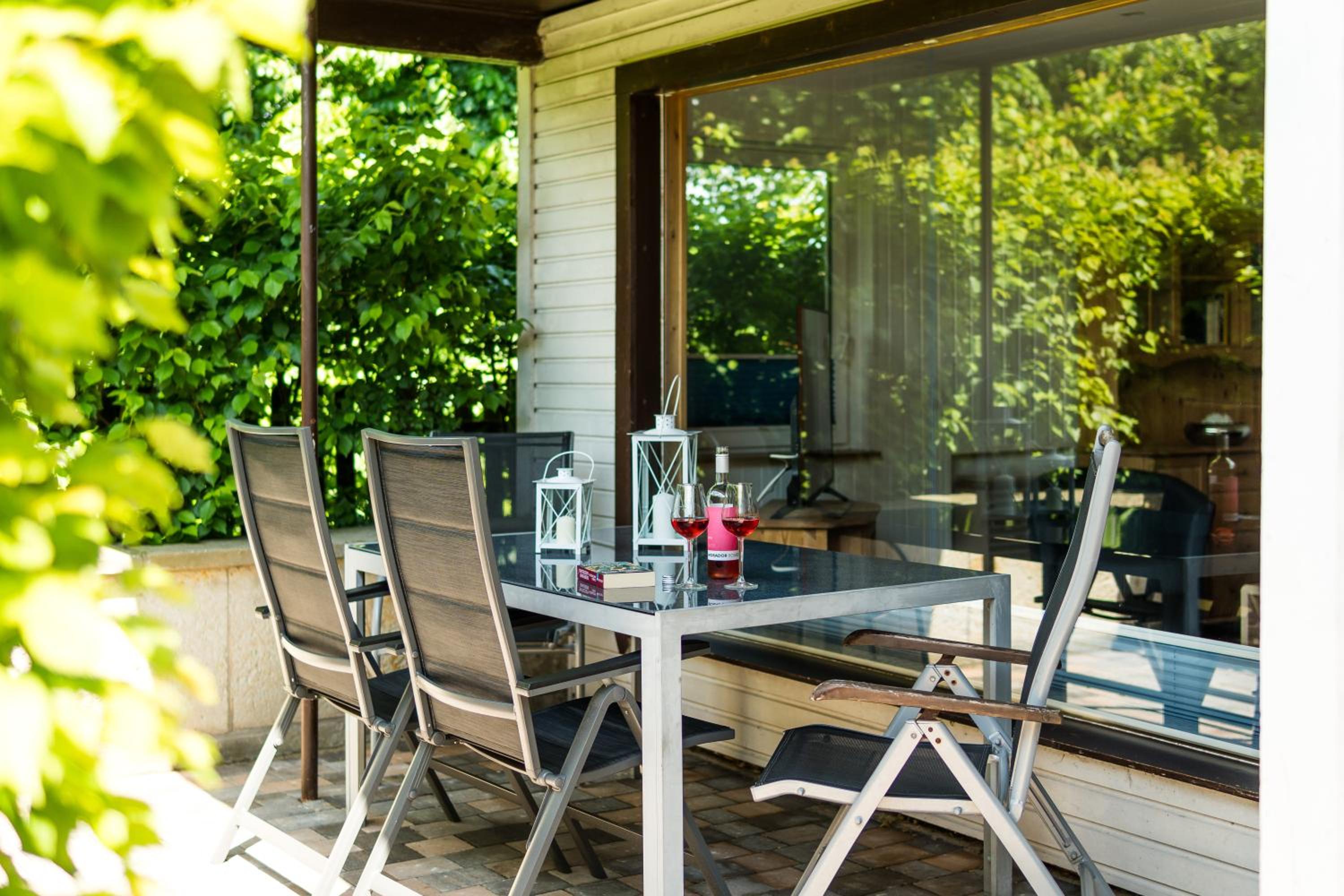 Large Holiday Home with Covered Terrace photo 2