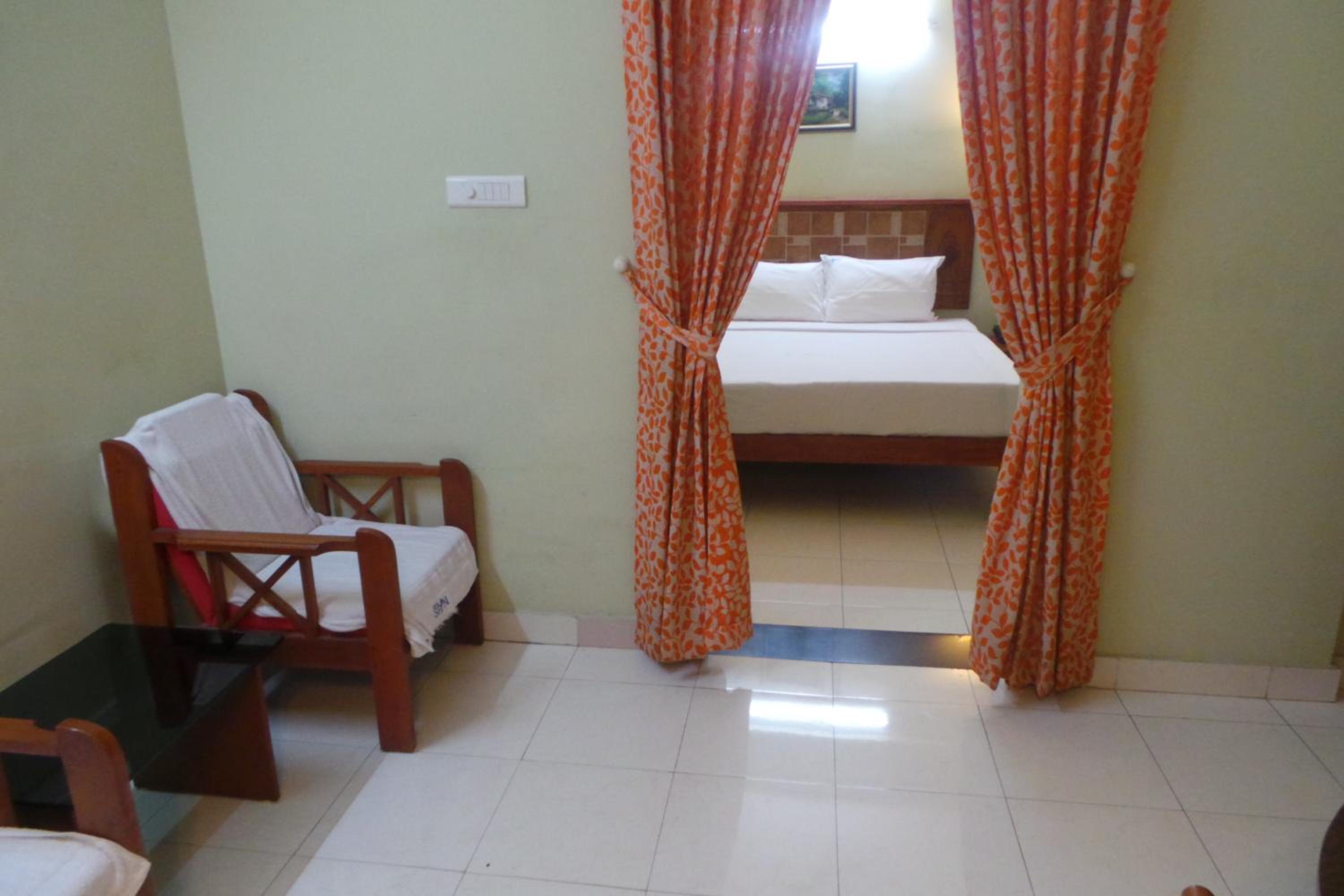 Queen Room photo 1