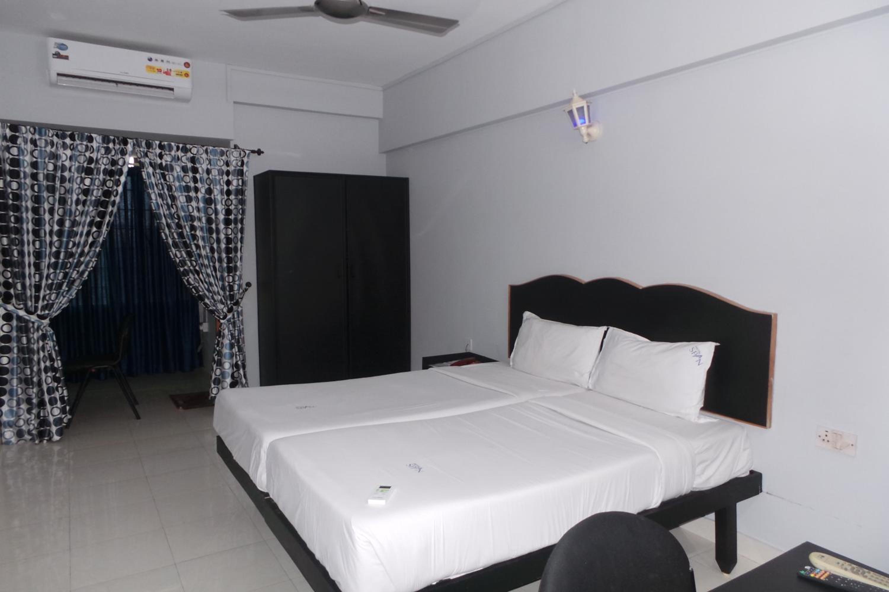 Standard Double Room - Photo 1