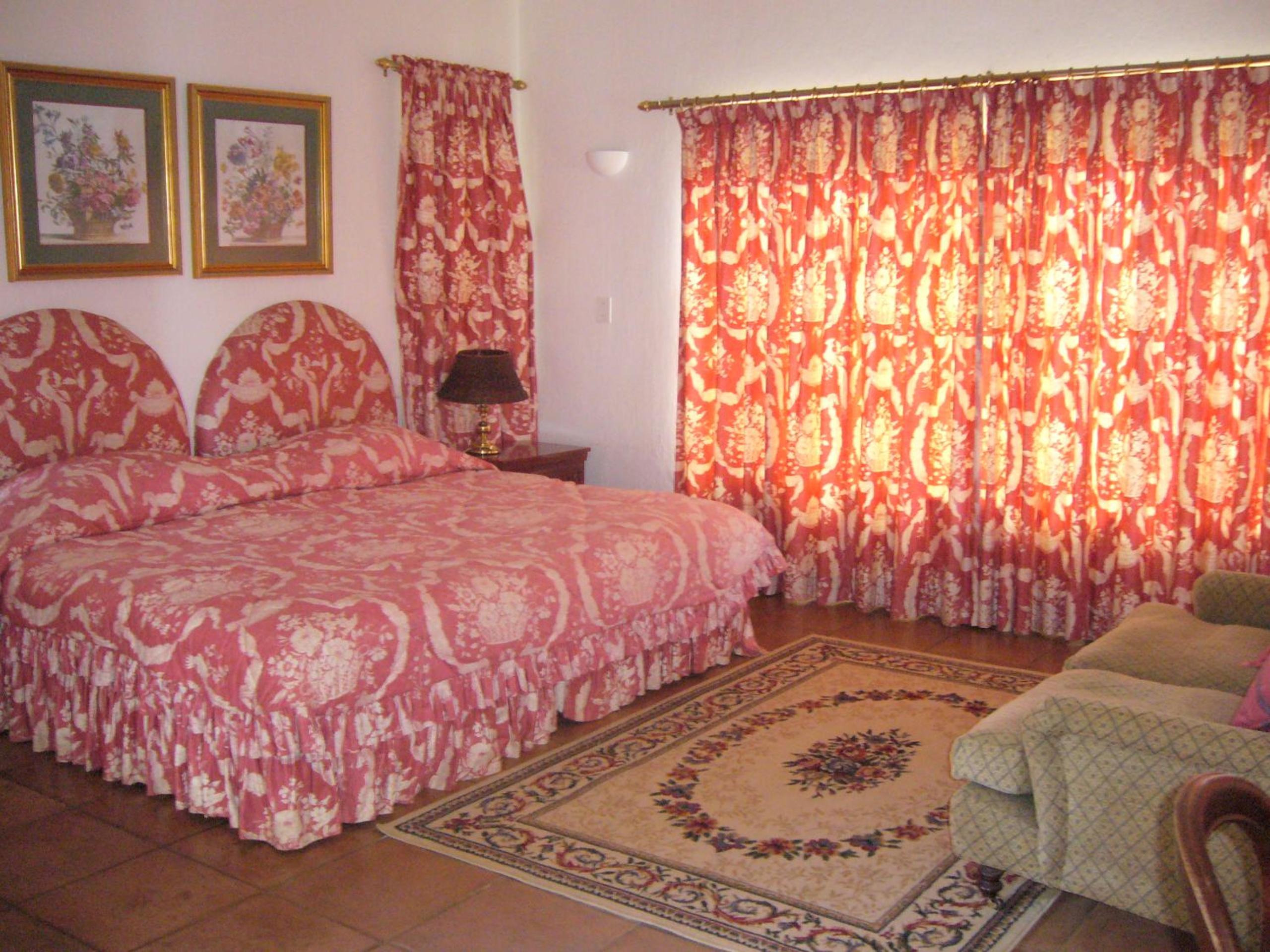 Suite with Garden View photo 2