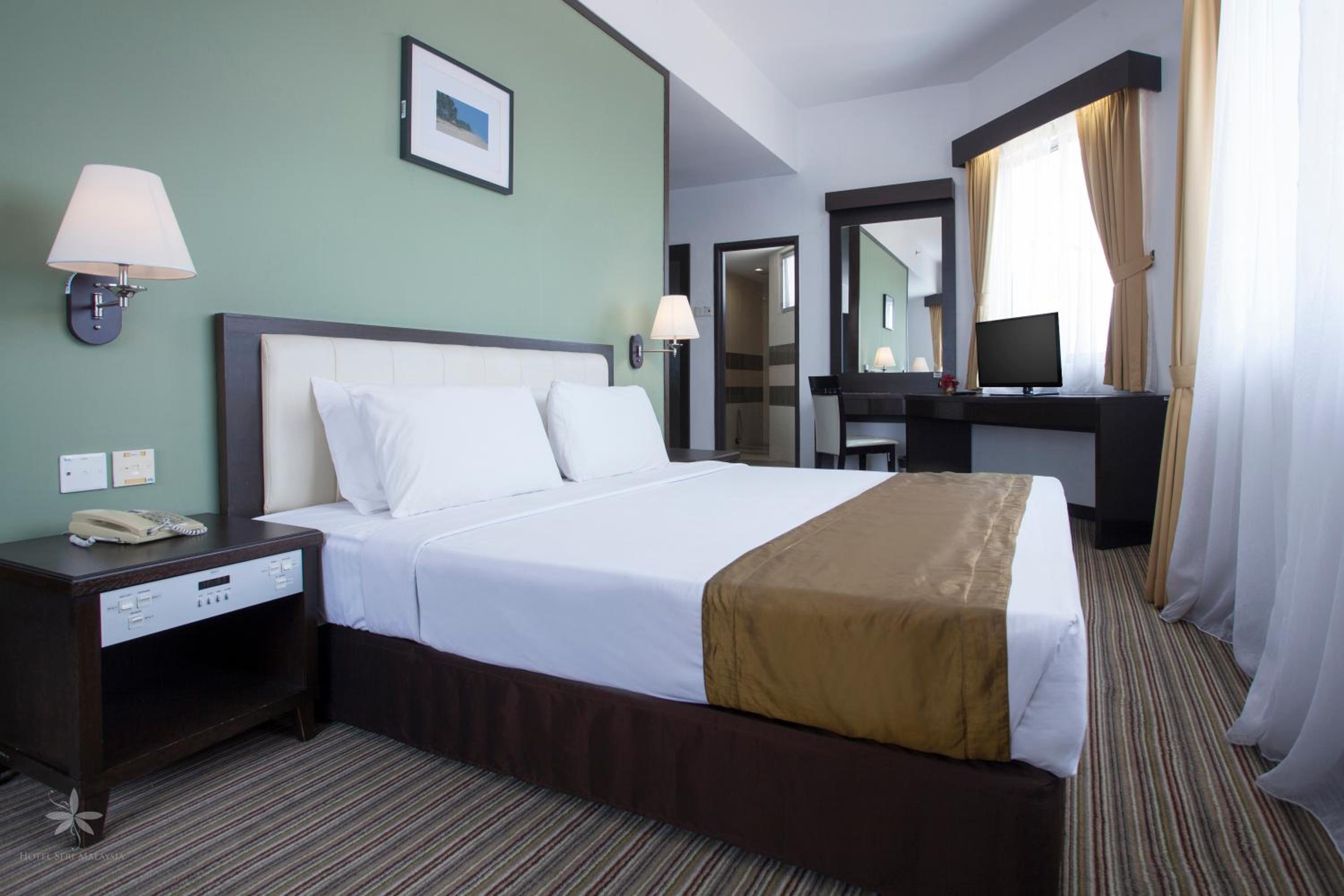 Superior Queen Room - Photo 1