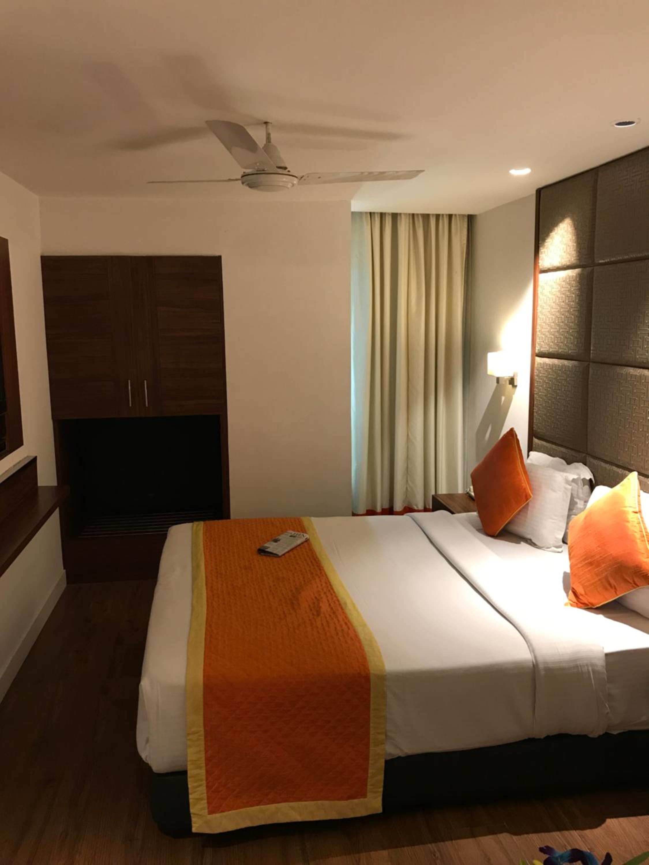 Executive Room