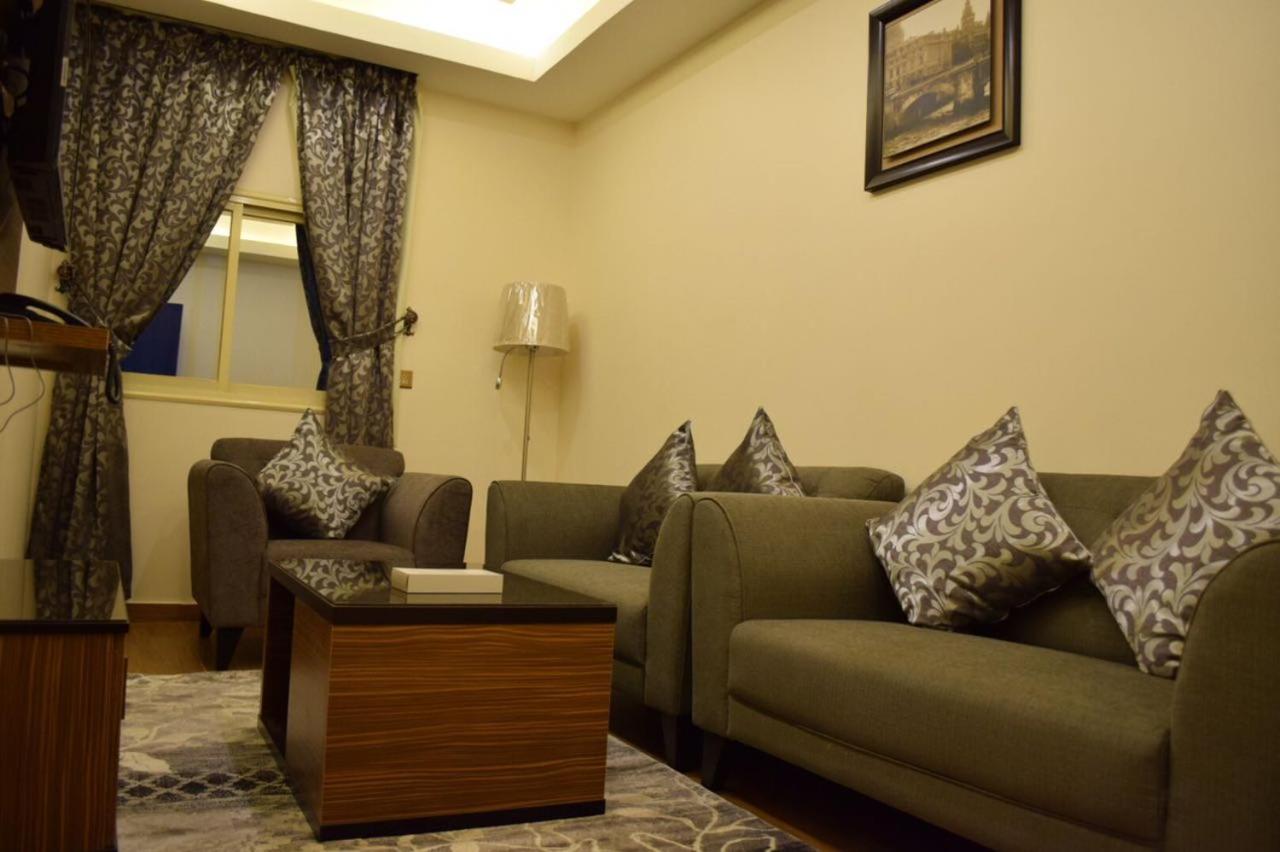 Two-Bedroom Suite photo 3