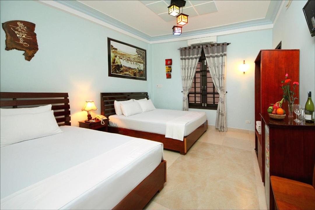 Triple Room With Window