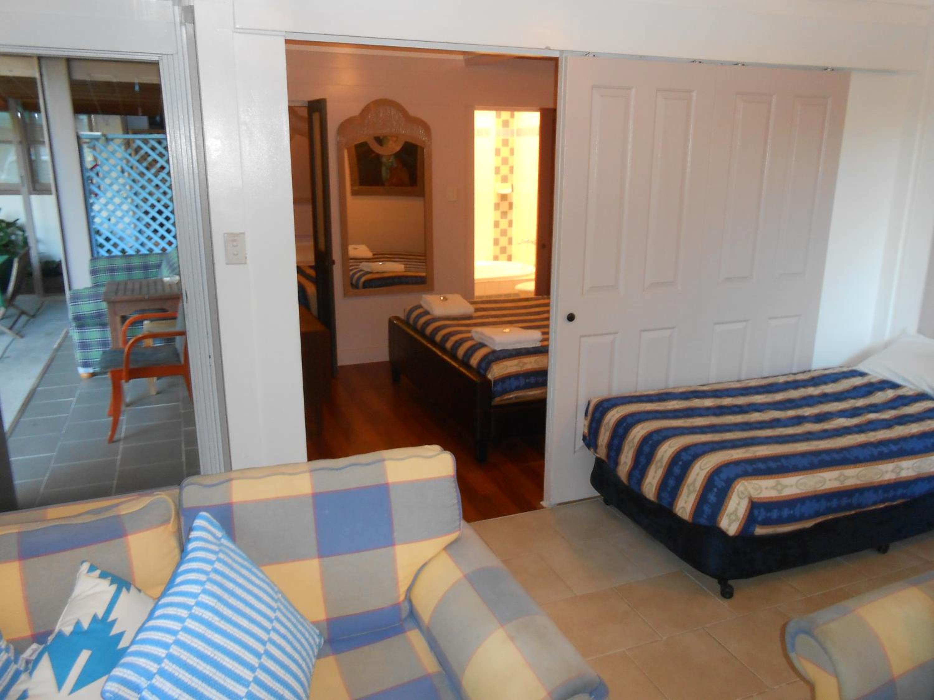 Apartment with Garden View - Photo 2