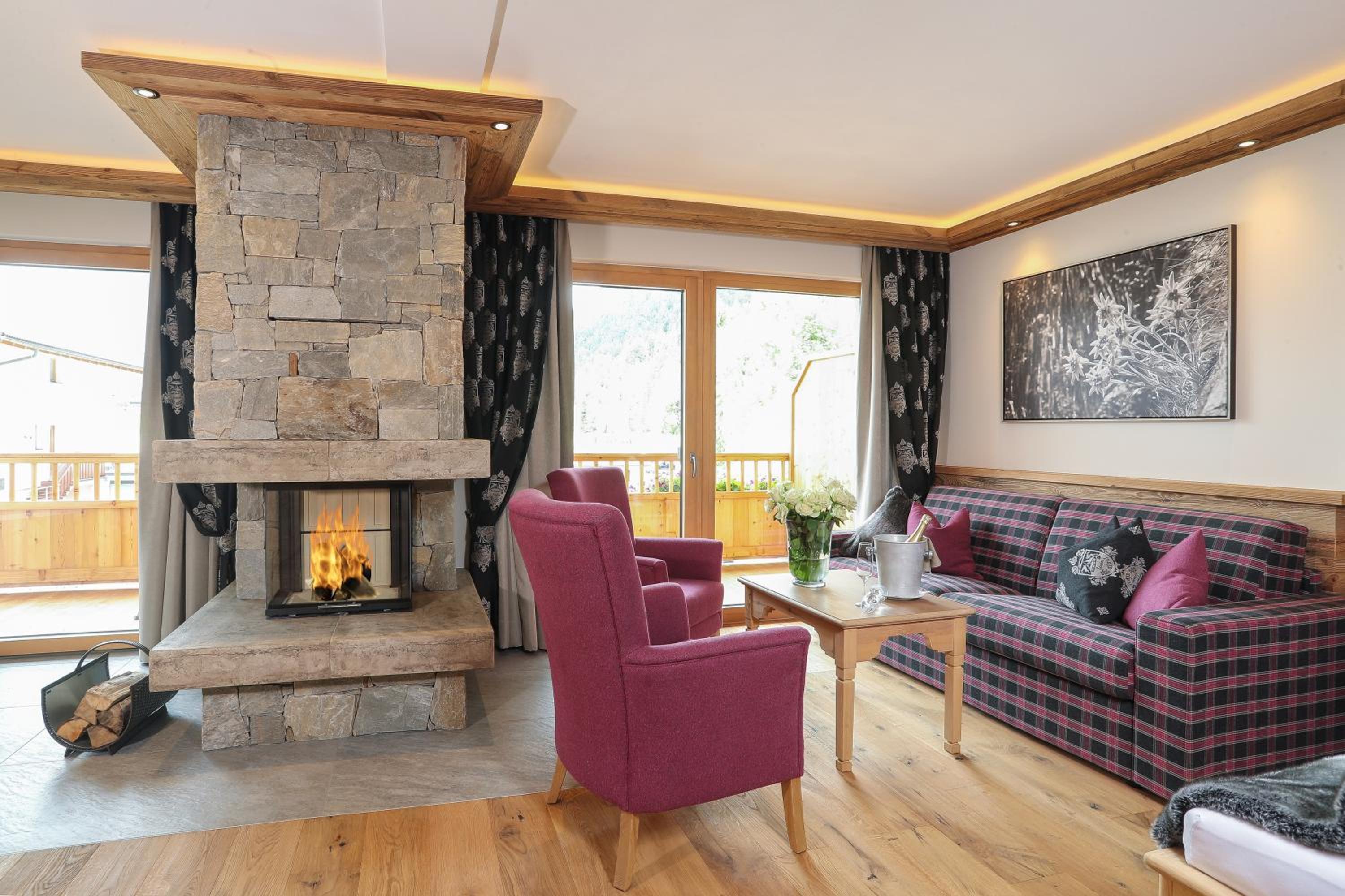 Deluxe Wellness Suite photo 2