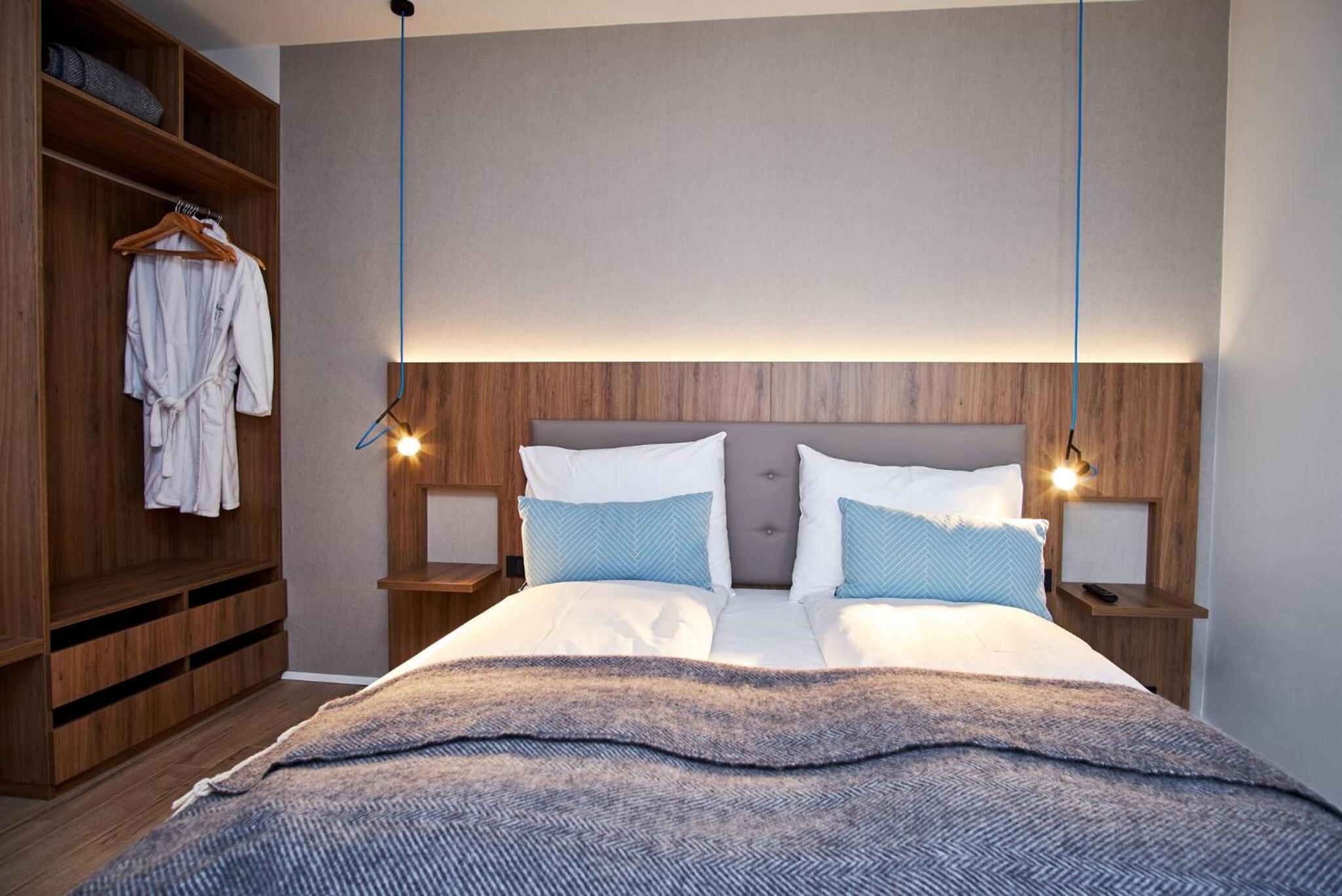 The Suite - Photo 5