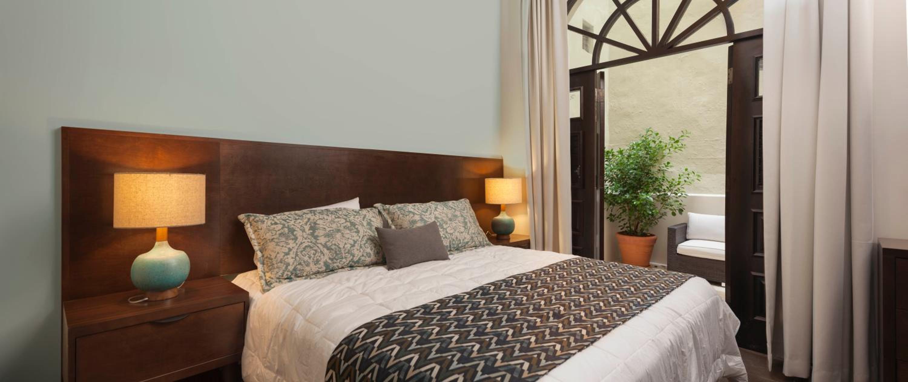 French Balcony Suite photo 3
