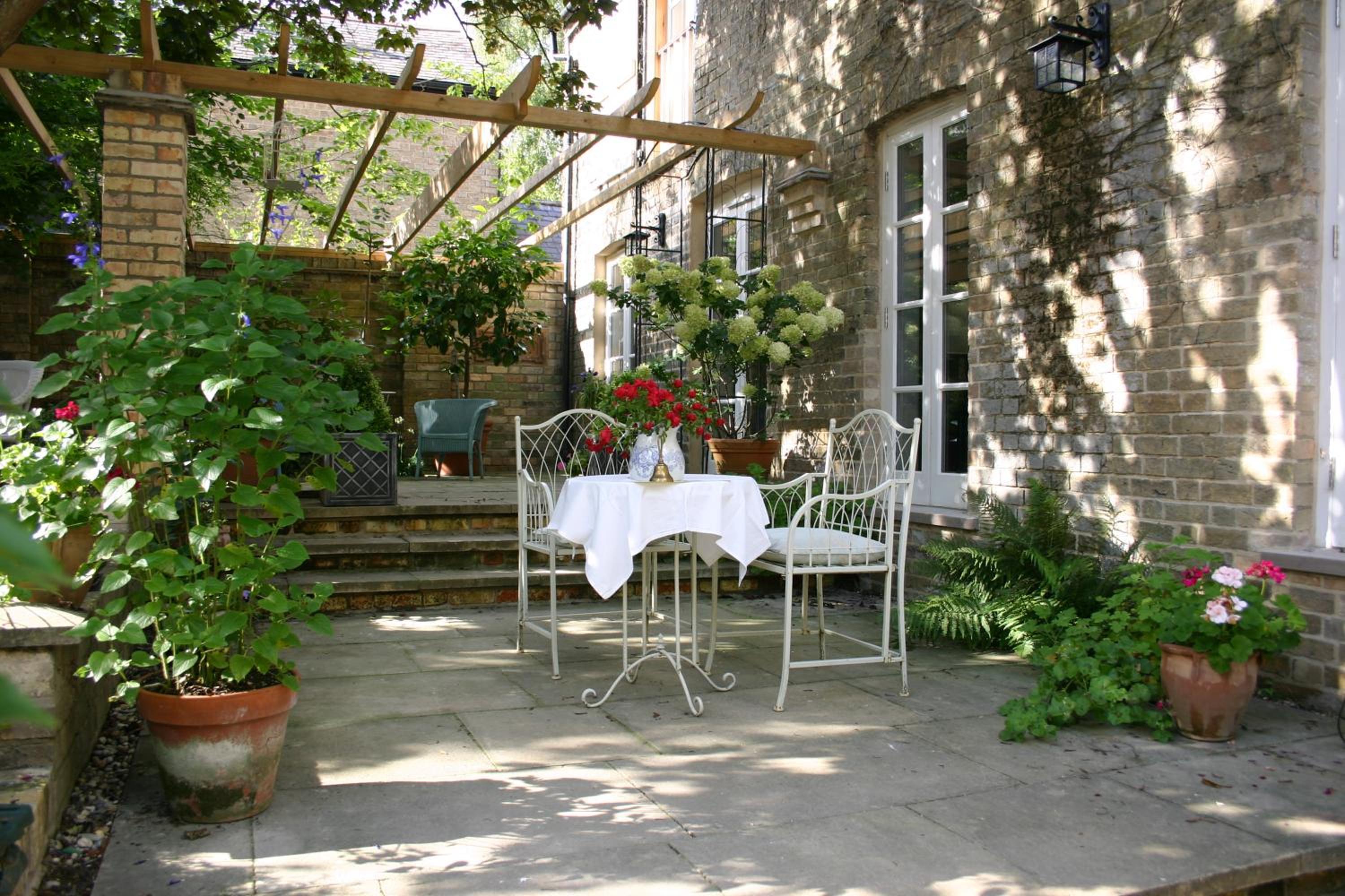 Two-Bedroom House photo 2
