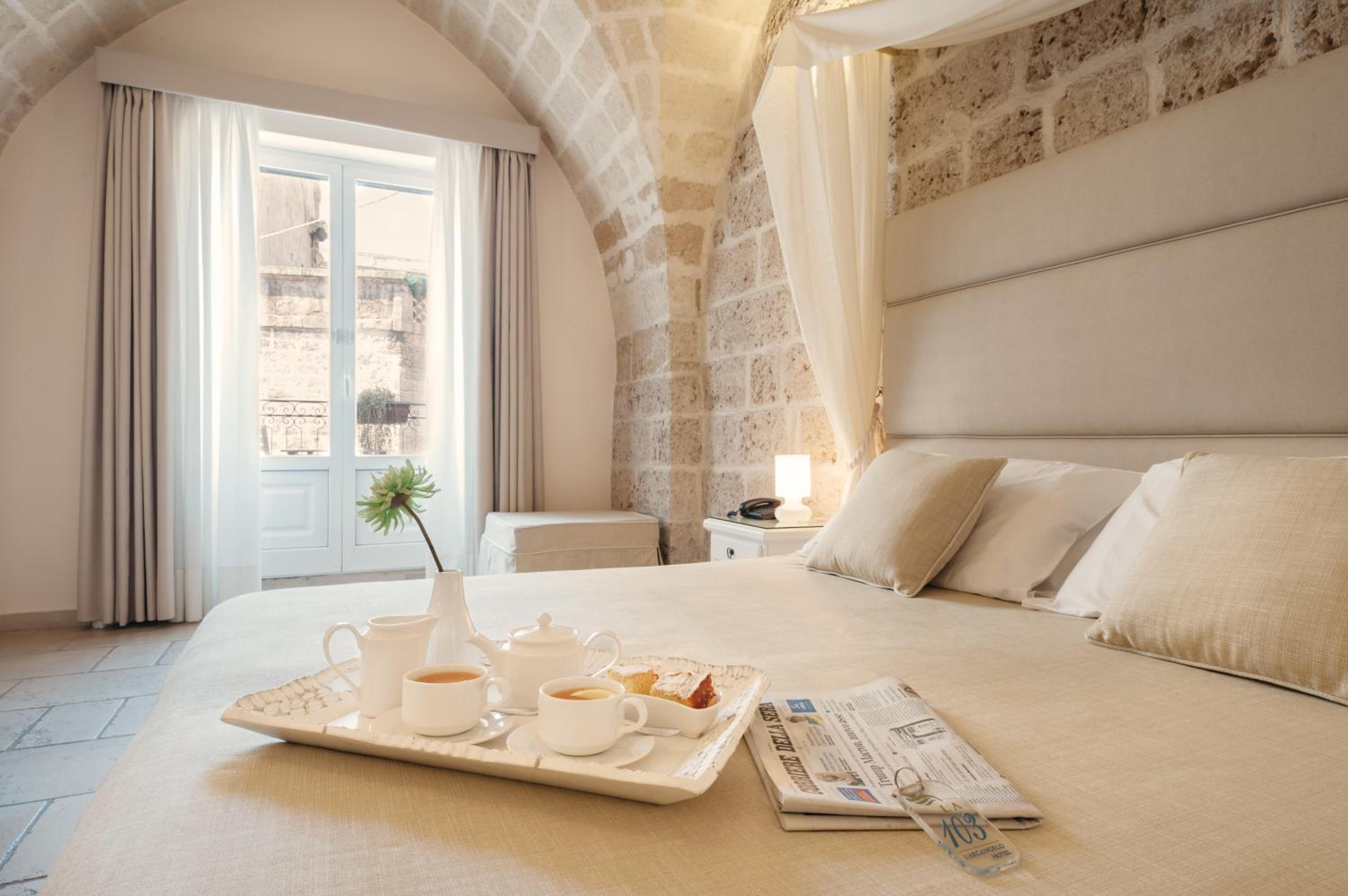 Suite - Photo 4