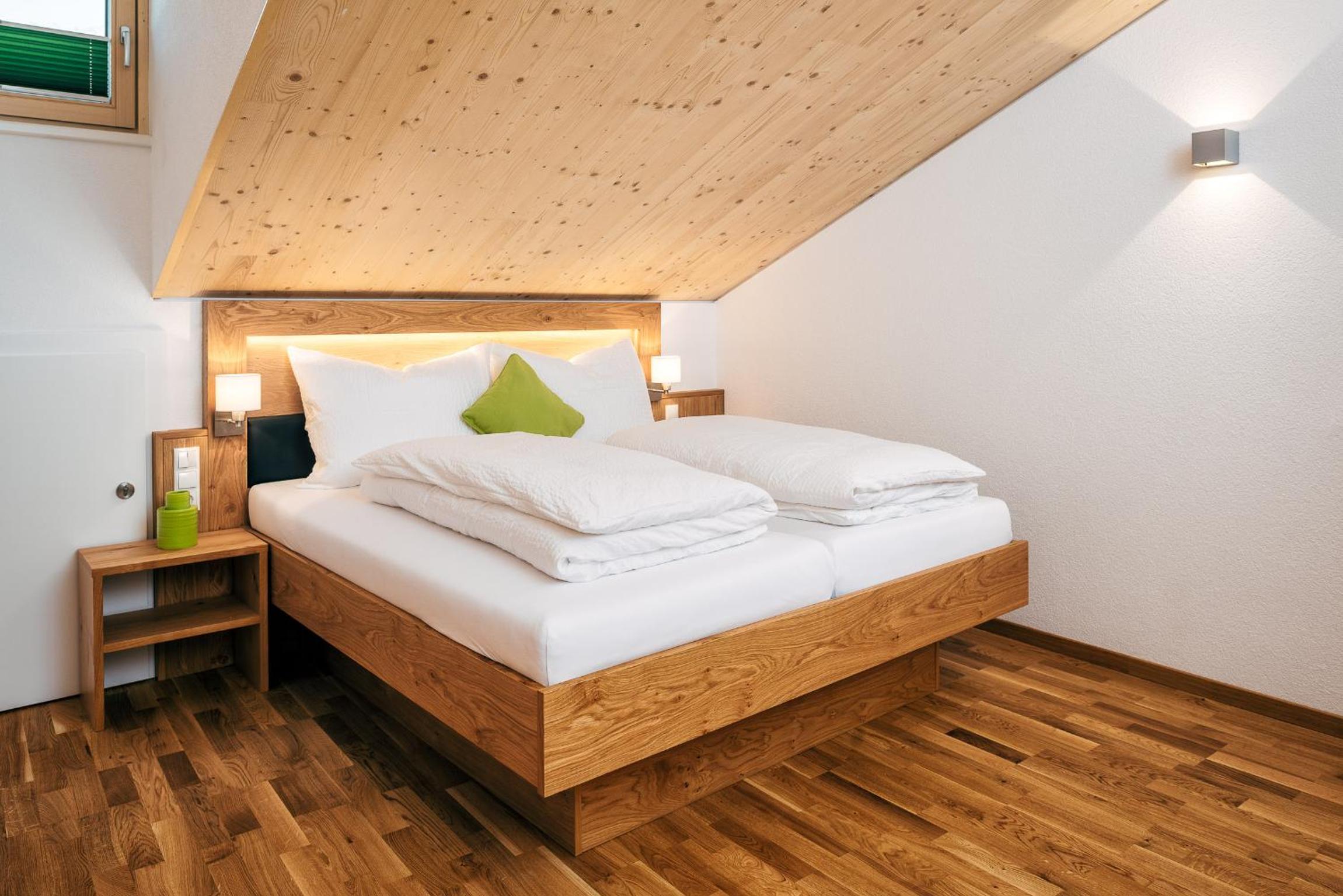 Large Double Room photo 2