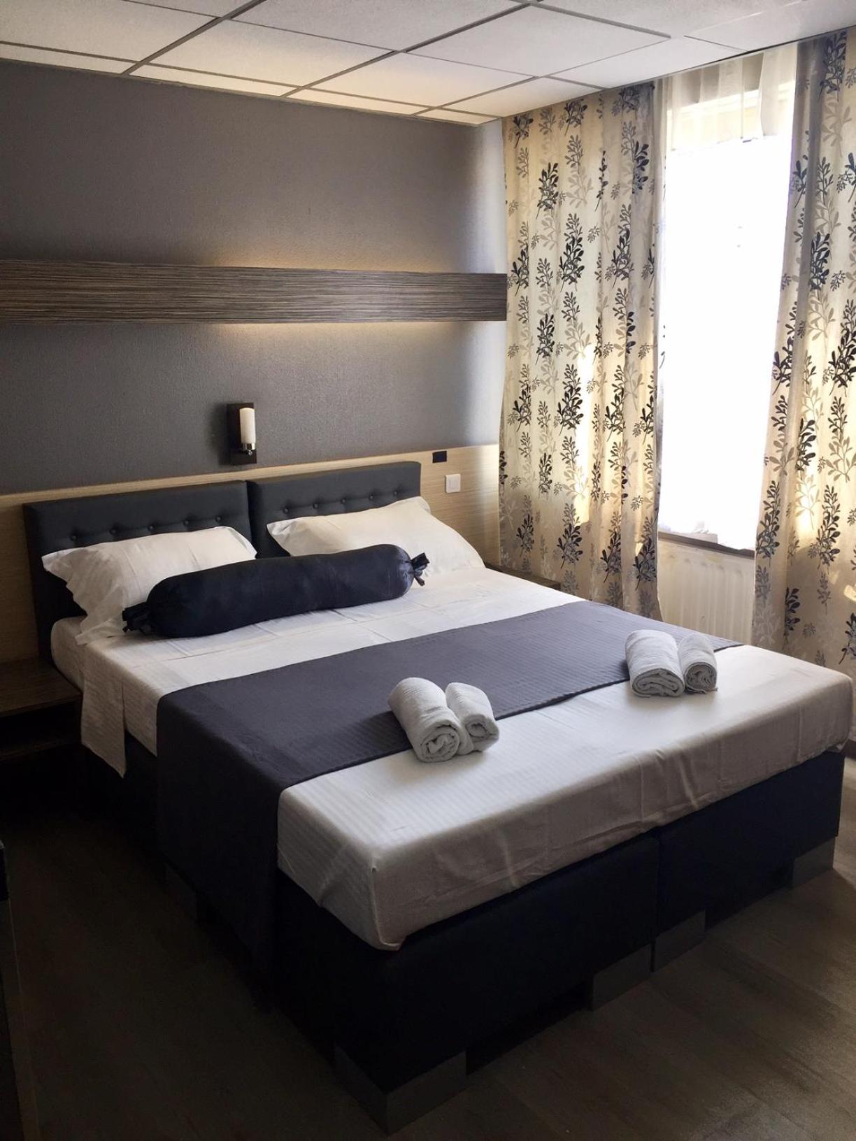 Double or Twin Room - Photo 1