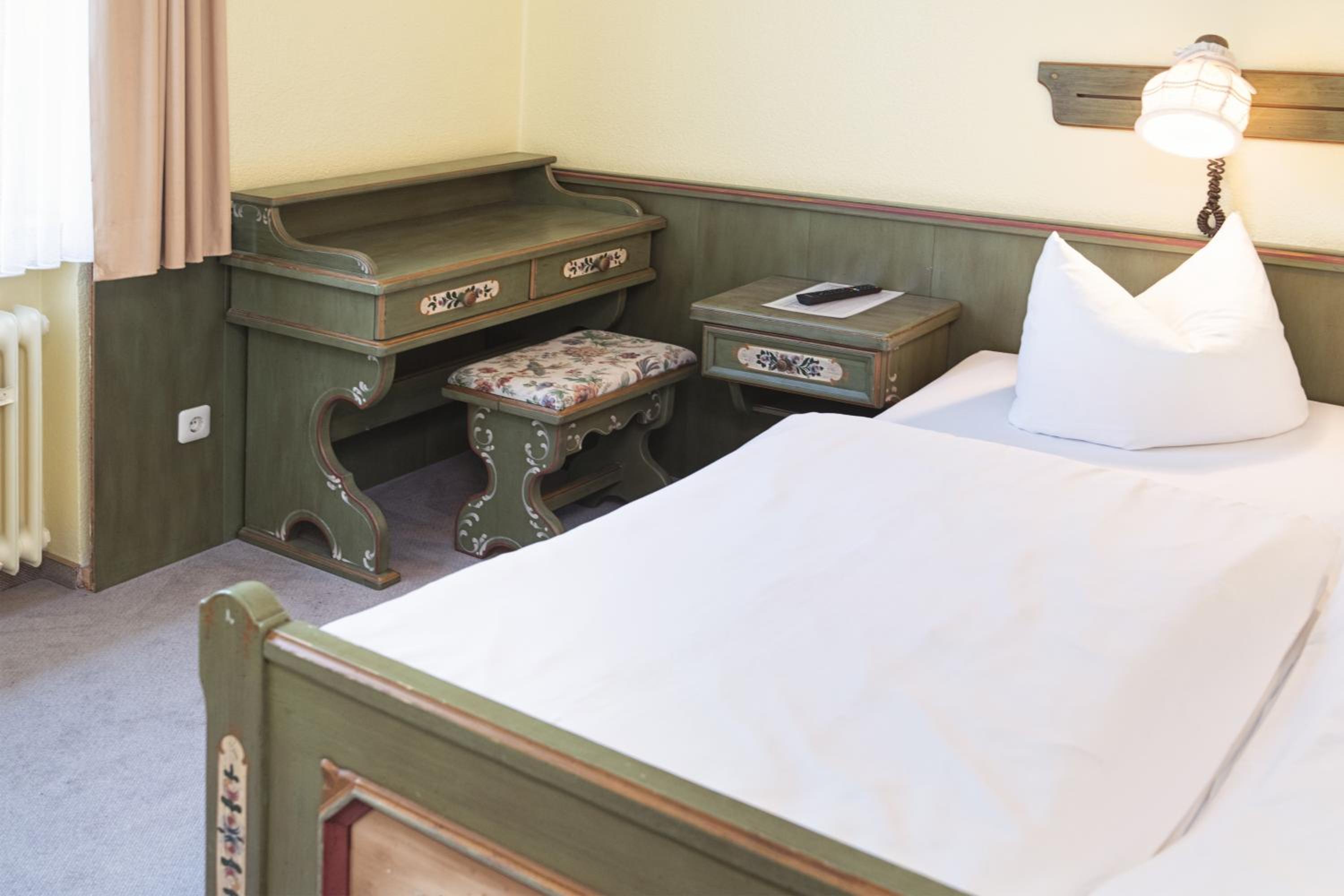 Double Room - Photo 9